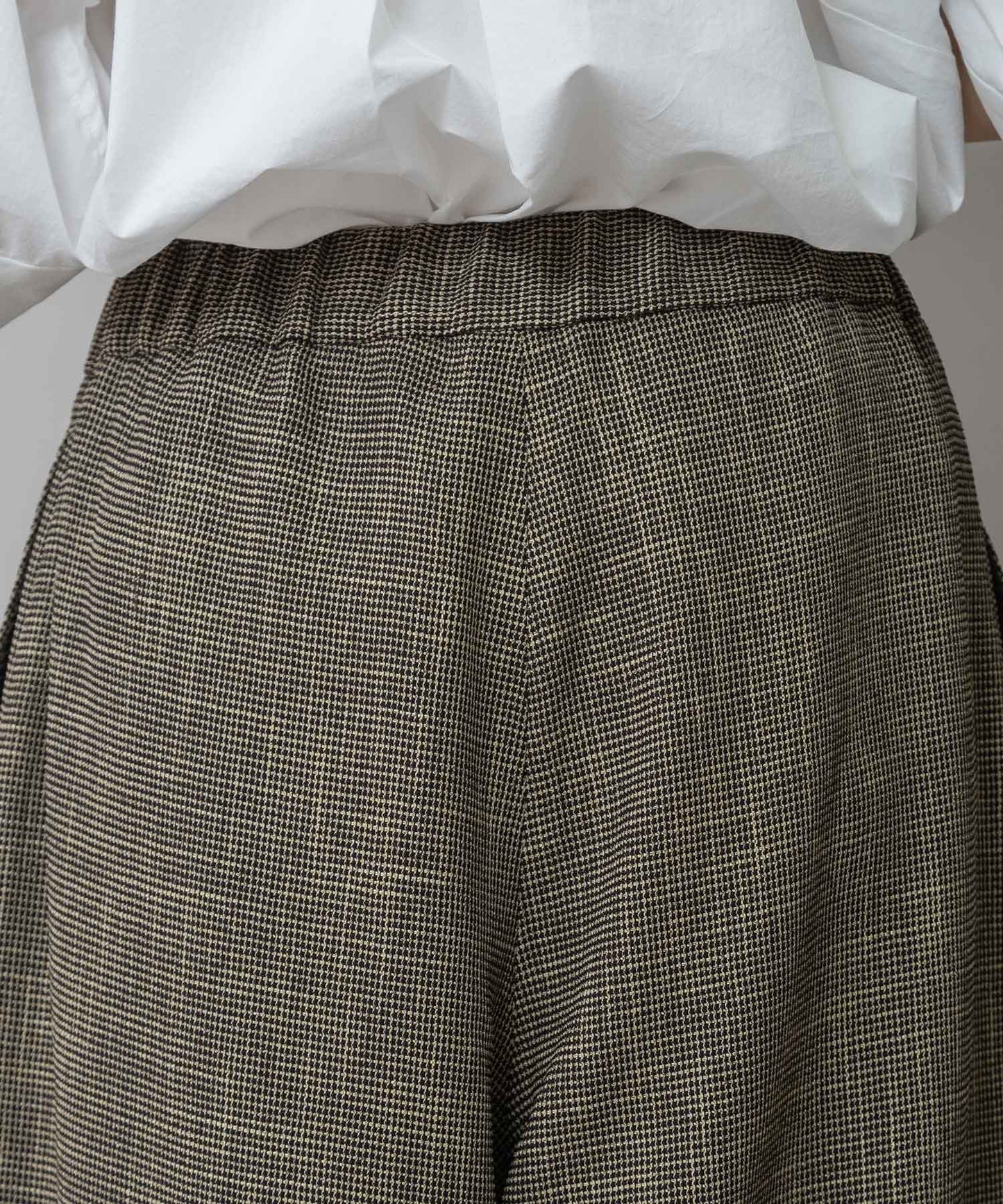 【吸水・速乾性】ポリエステルレーヨンカラミ織りワイドパンツ