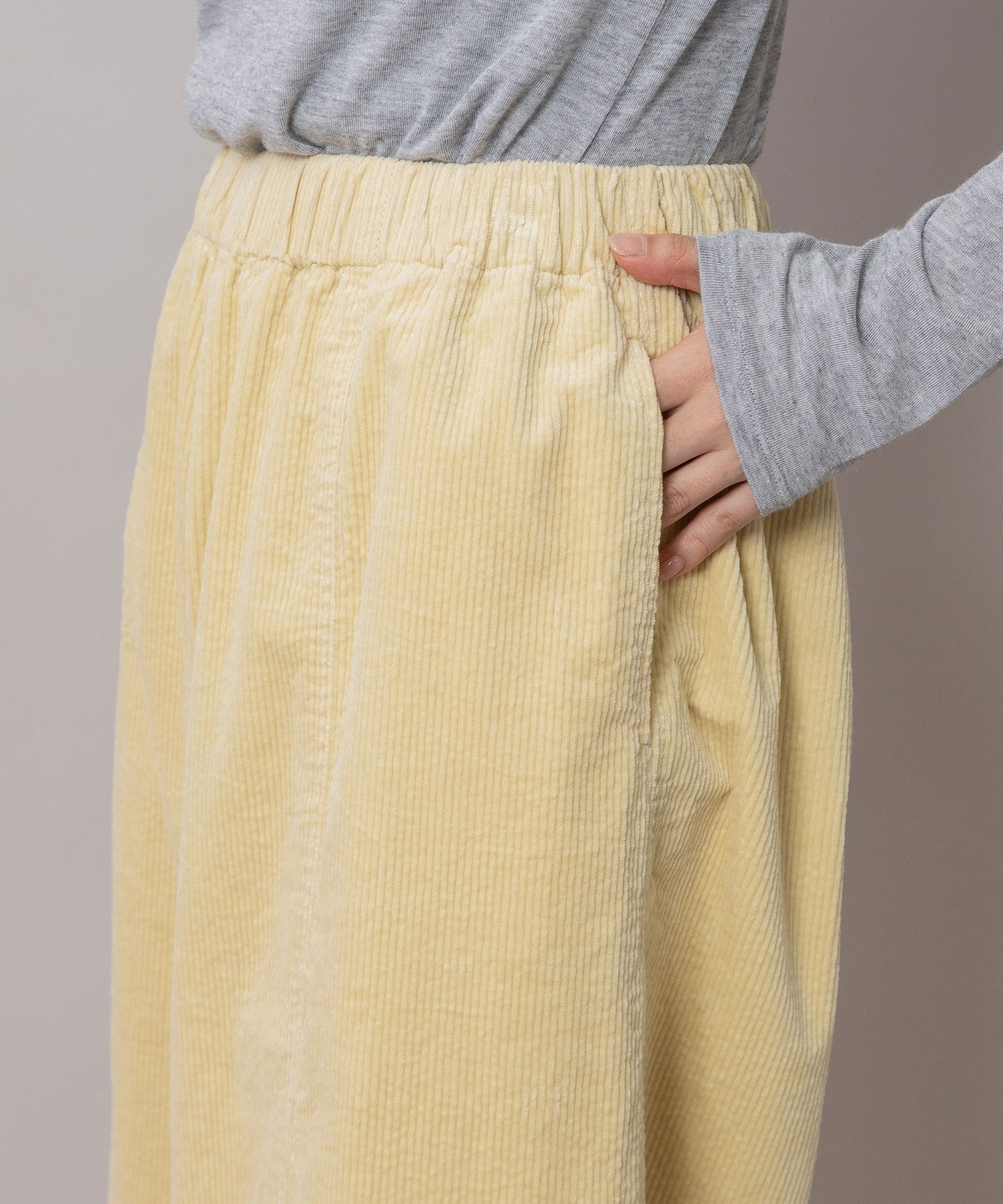 9ウェルソフトコーデュロイ バレルパンツ