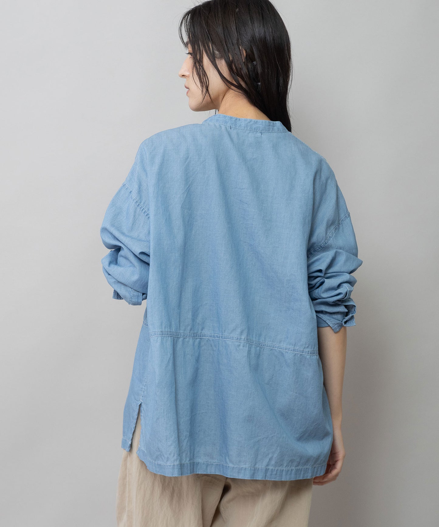 【速乾性】【通気性】2.25ozシアーデニムバンドカラーシャツ