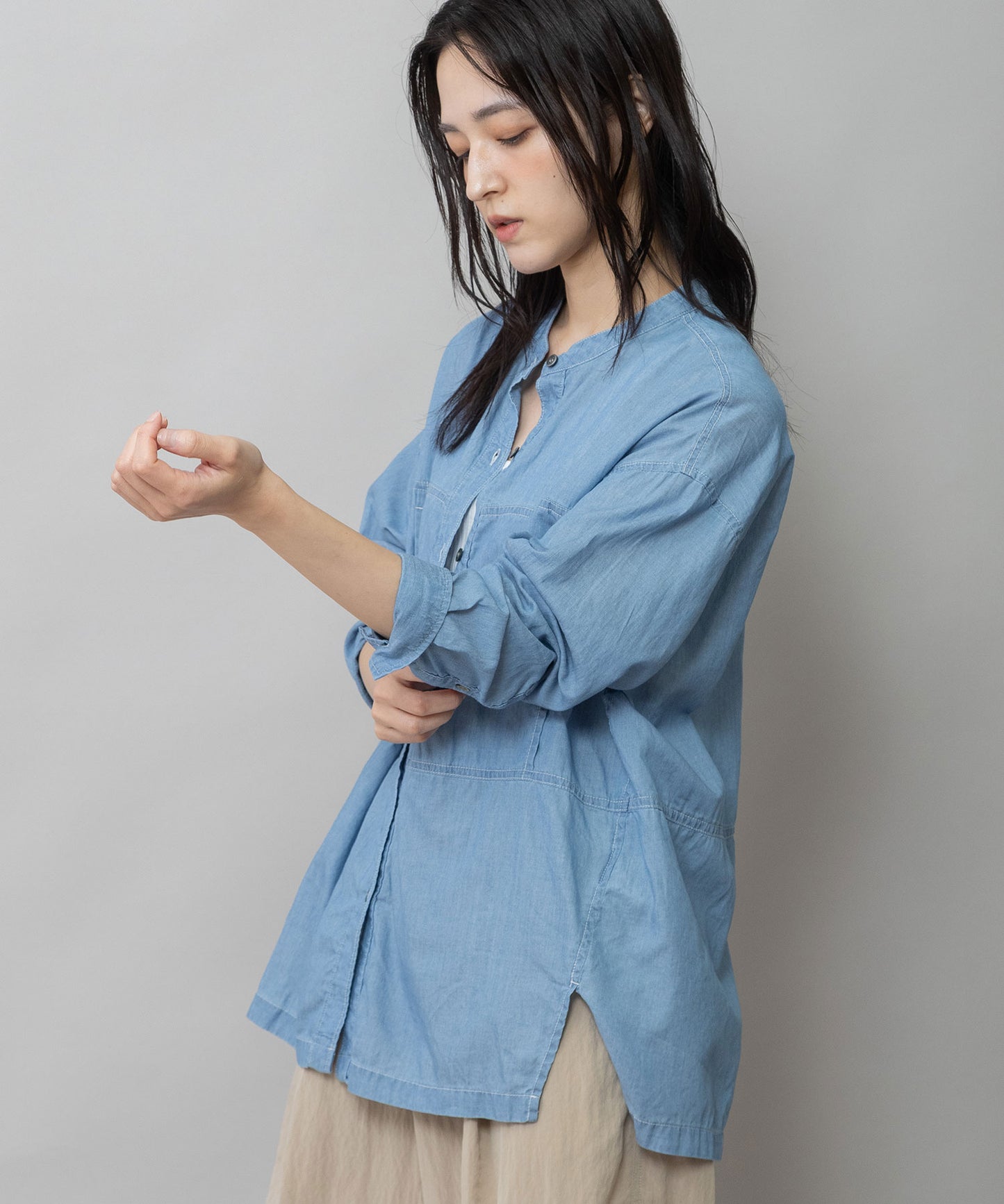 【速乾性】【通気性】2.25ozシアーデニムバンドカラーシャツ