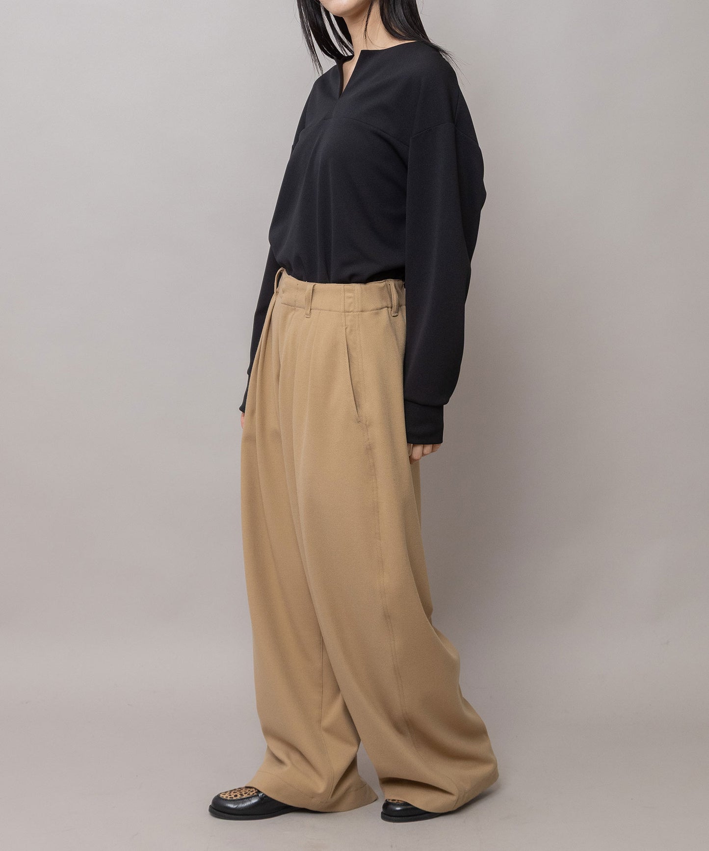 スポンジフランネル タックバレルパンツ
