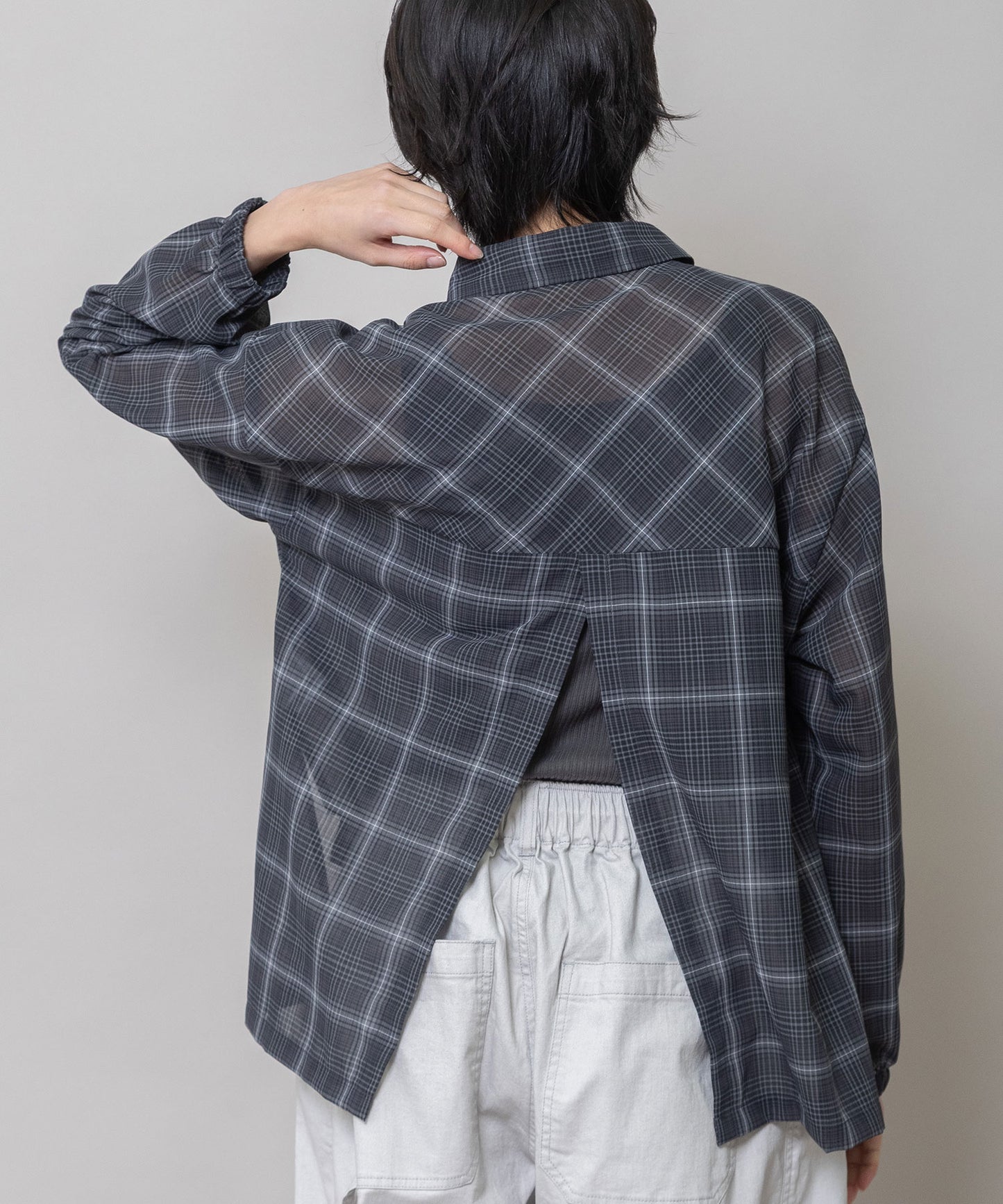 セミシアーチェックプルオーバーシャツ