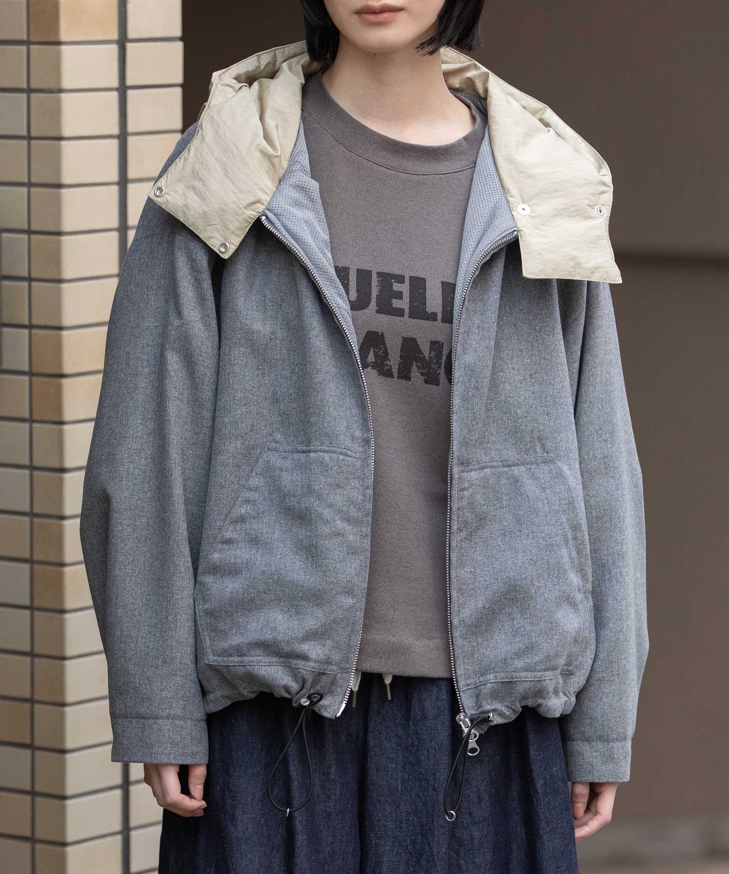 軽量】【保温性】【吸水・速乾性】梳毛調合繊×ツイル×octaフーデット