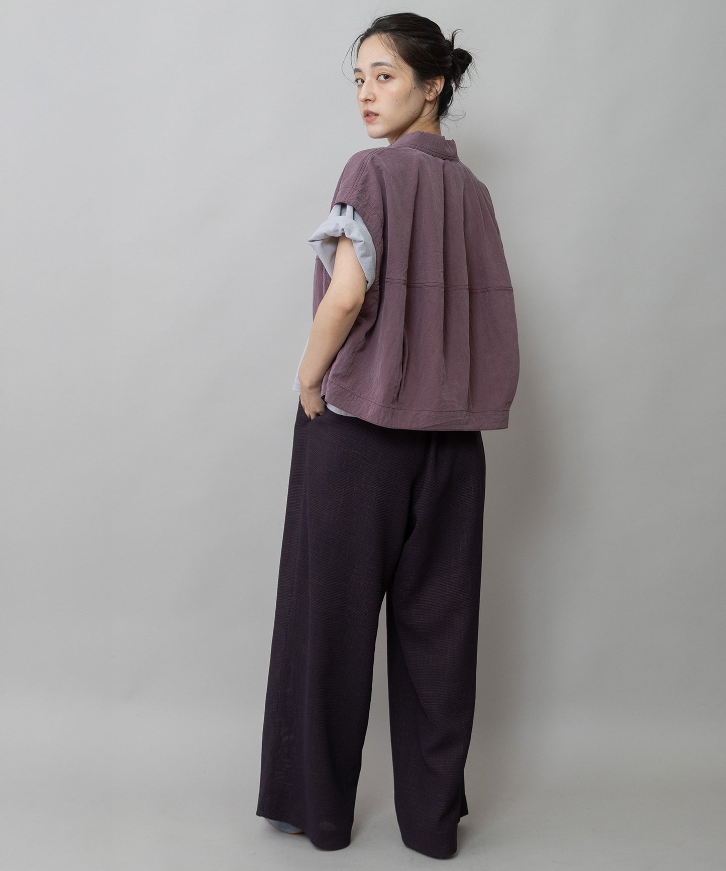 【吸水・速乾性】ポリエステルレーヨンカラミ織りワイドパンツ