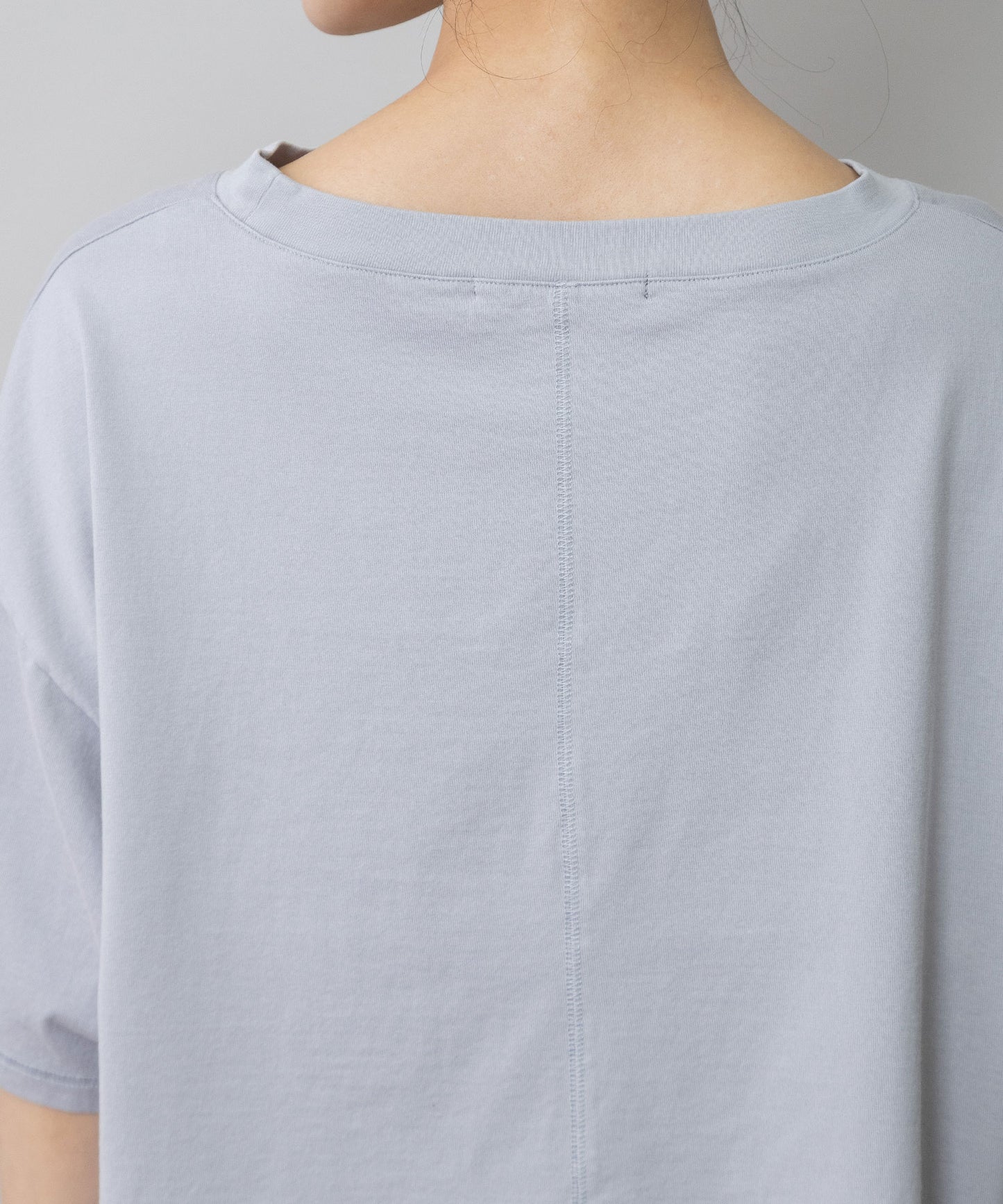 コットンジャージパイソン柄プリントTシャツ