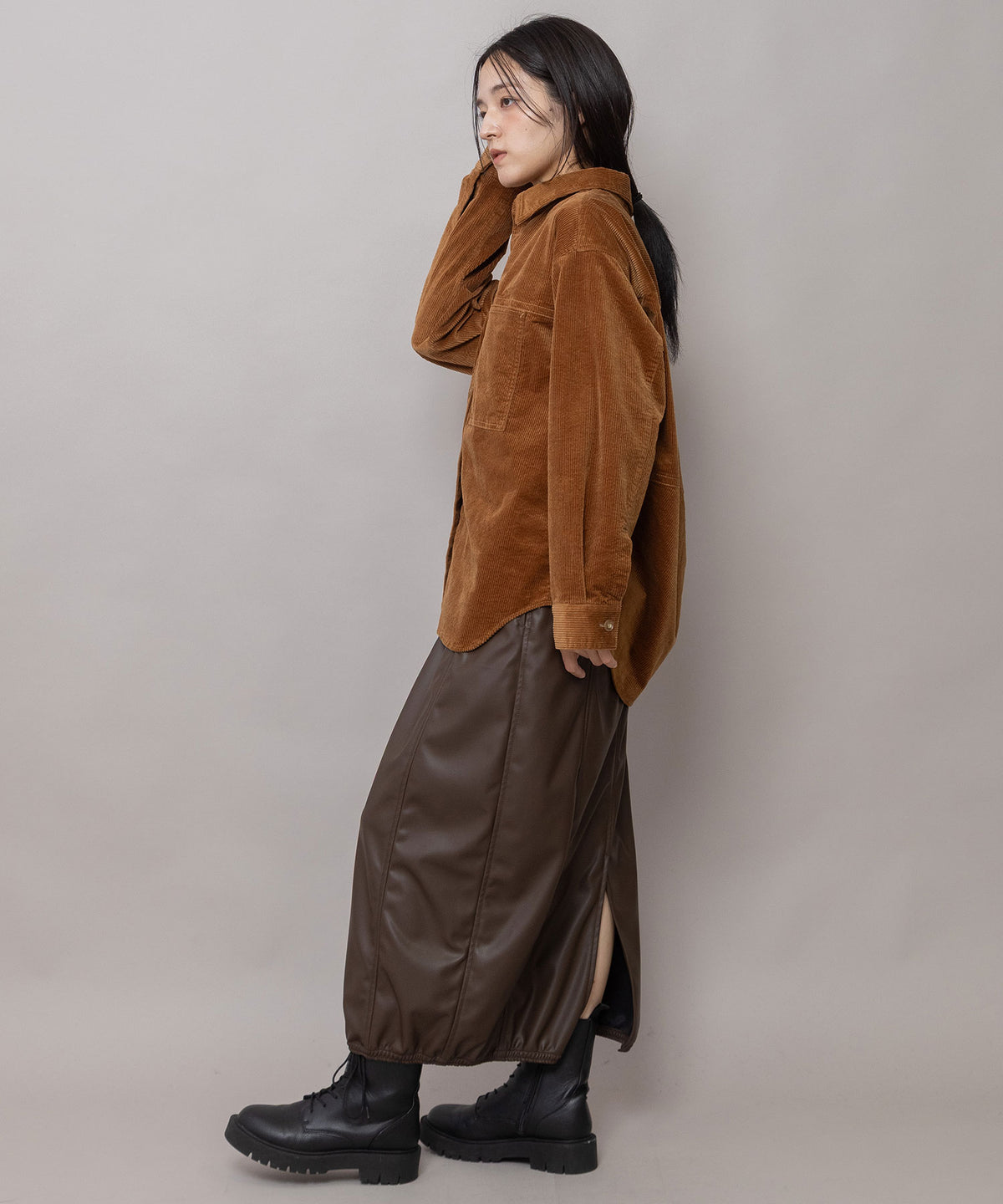 9ウェルソフトコーデュロイ バレルシャツ