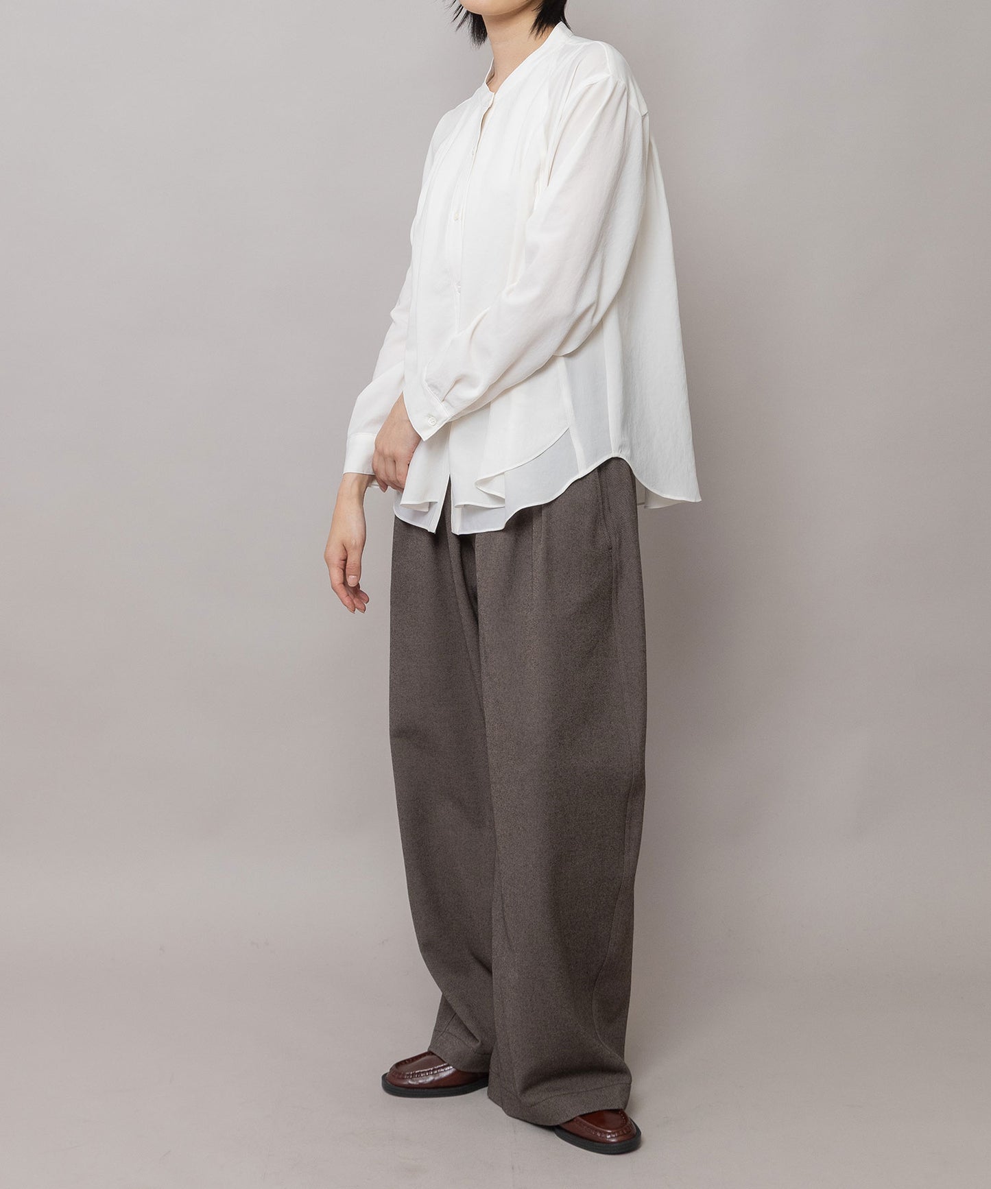 スポンジフランネル タックバレルパンツ
