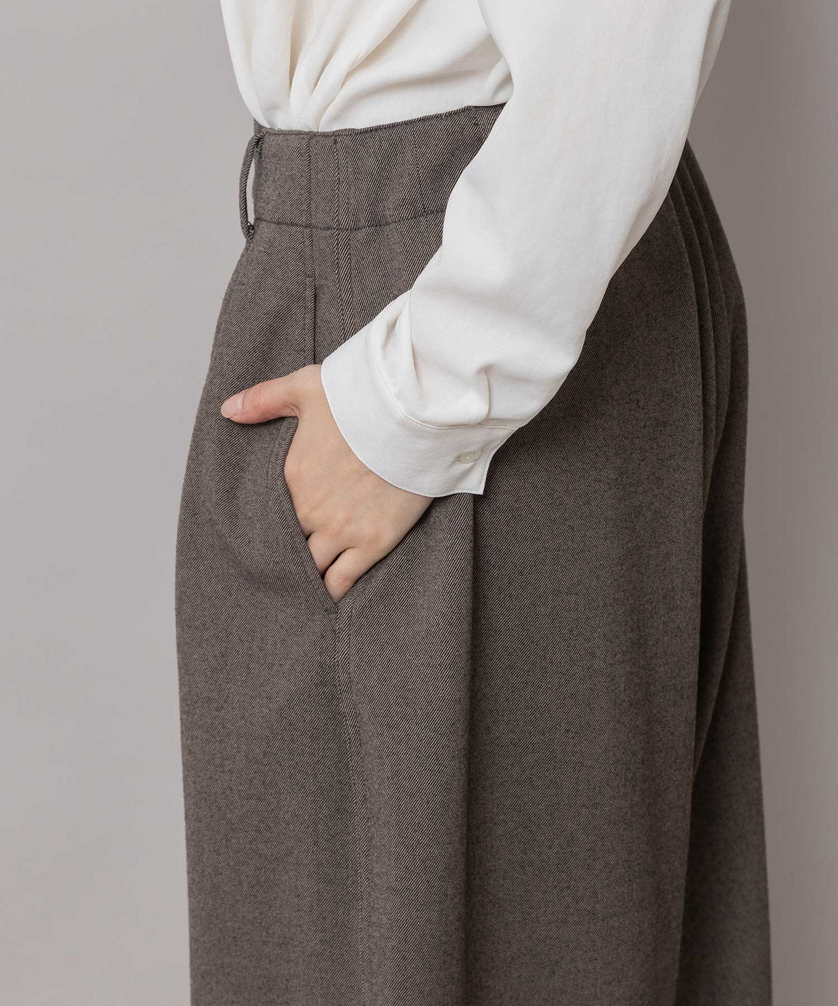 スポンジフランネル タックバレルパンツ