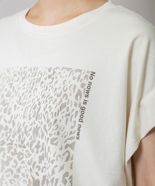 レオパード柄プリントタックスリーブTシャツ