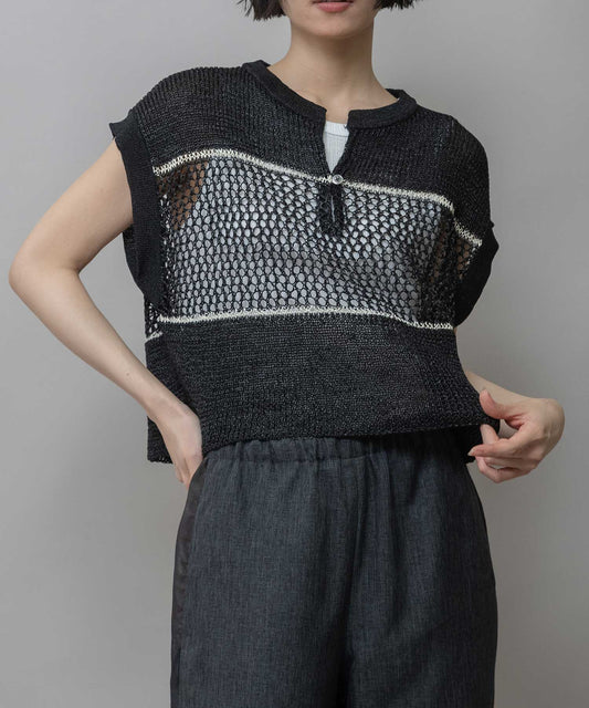 リブ編み×スカシ編みニットジレ