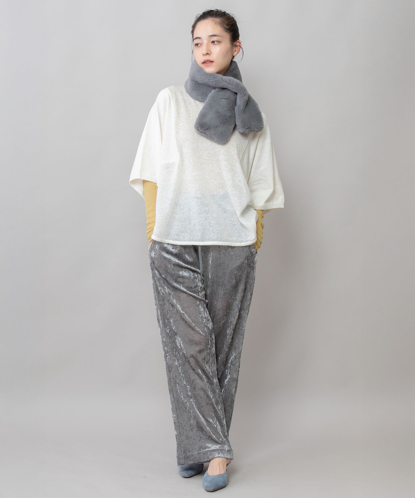 フェイクファーショートマフラー