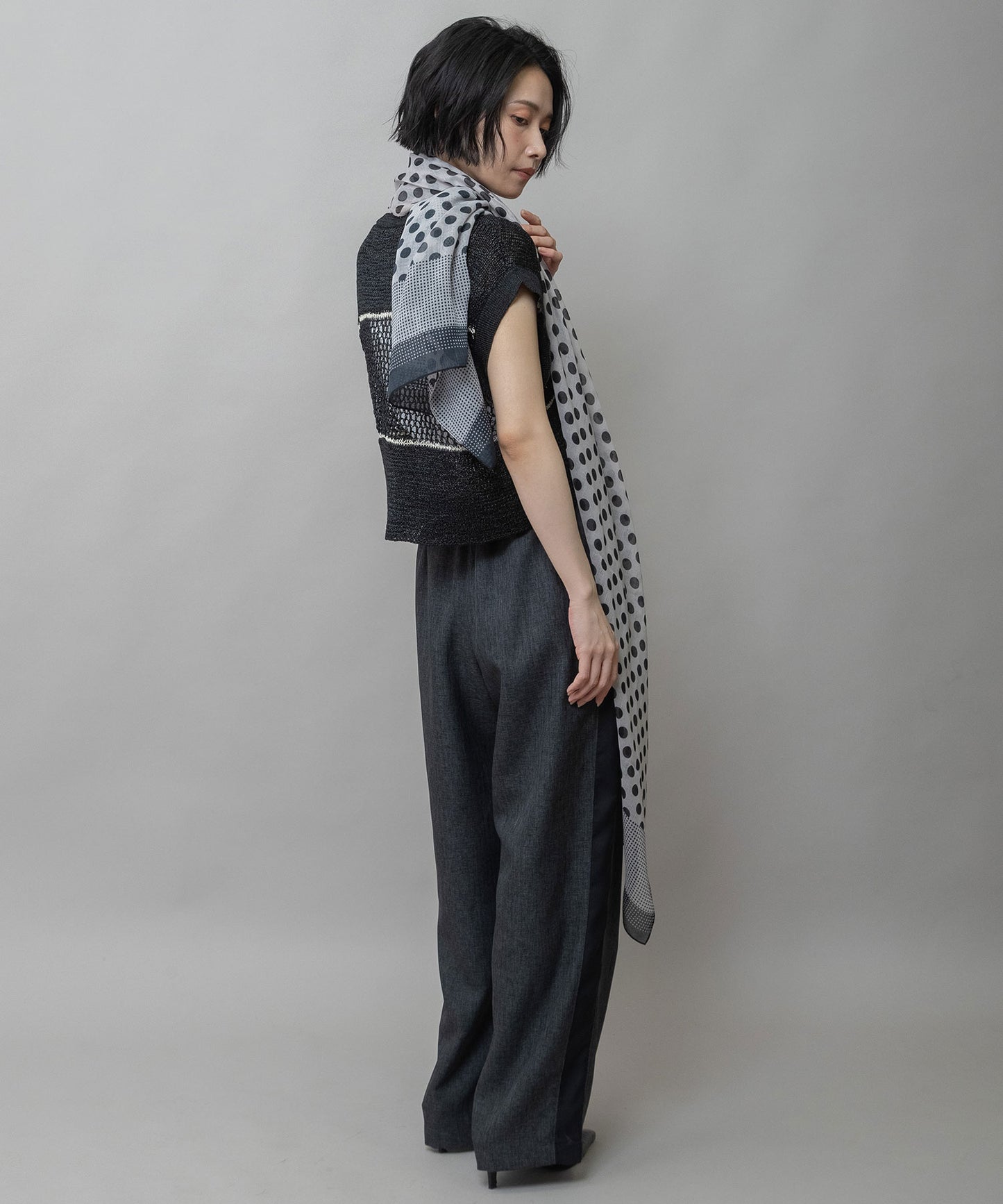 ドット柄ストール