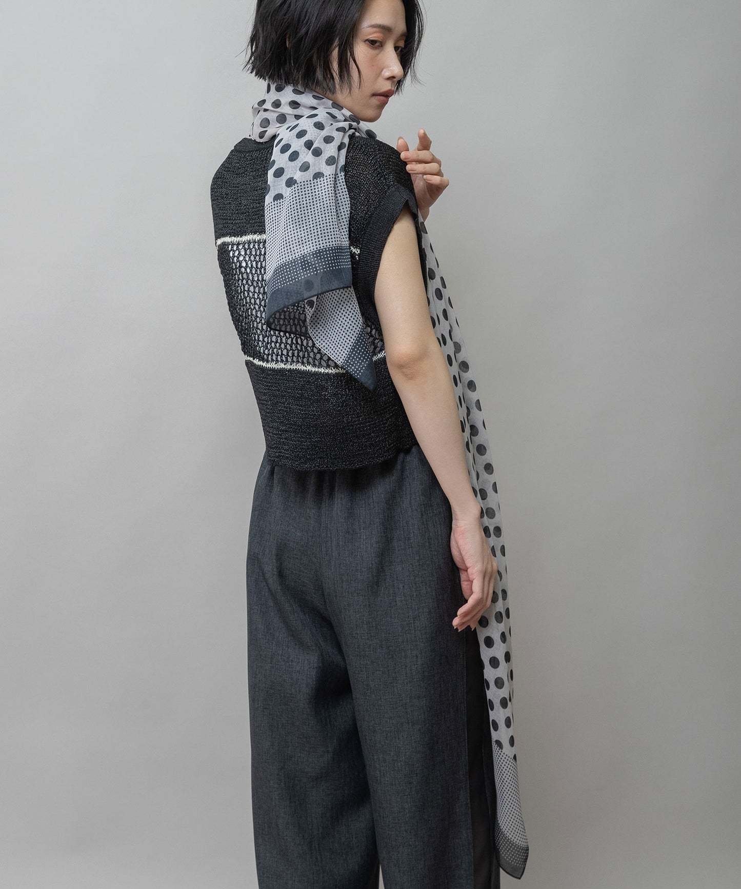 ドット柄ストール