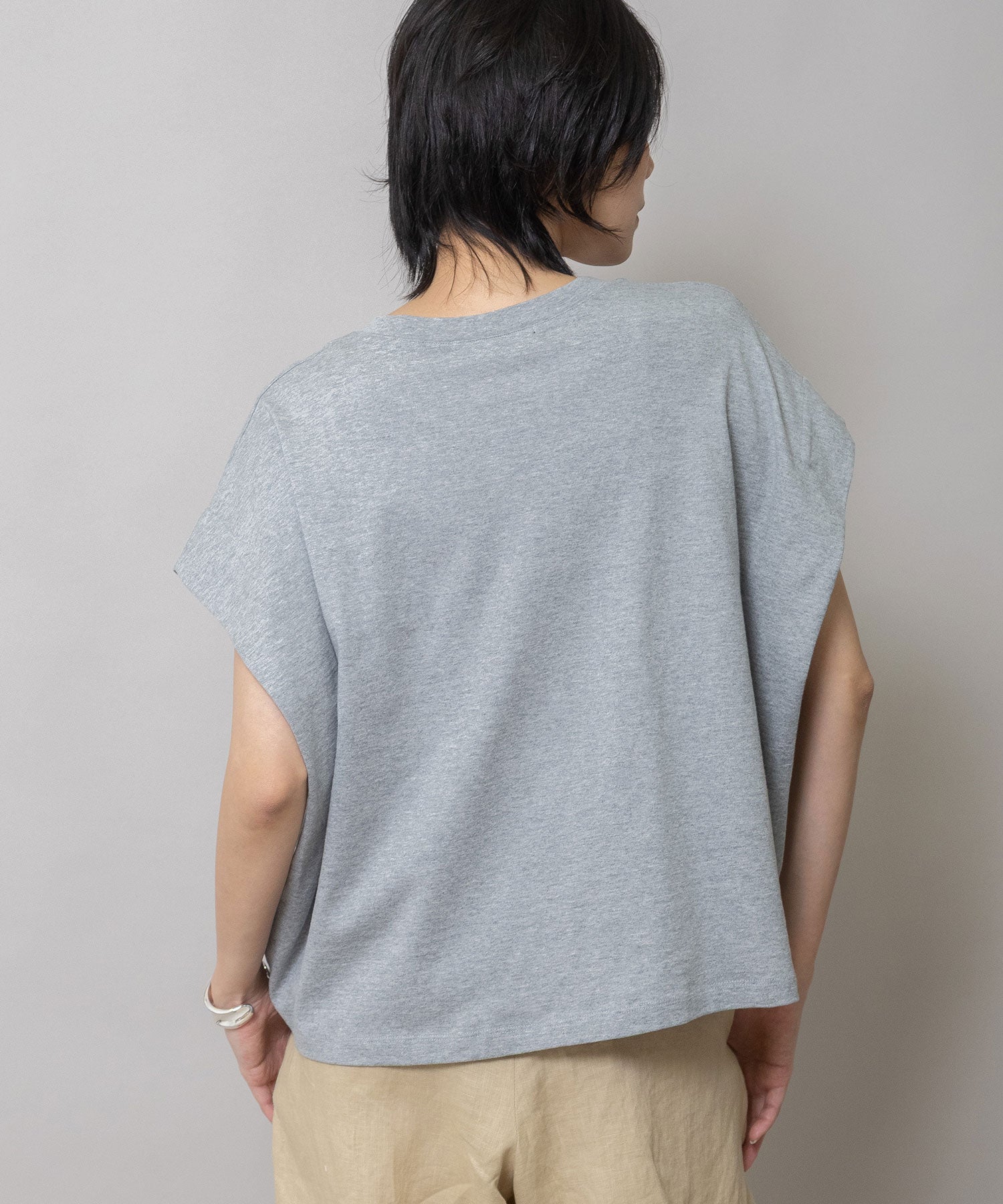 レオパード柄プリントタックスリーブTシャツ – Munich web shop