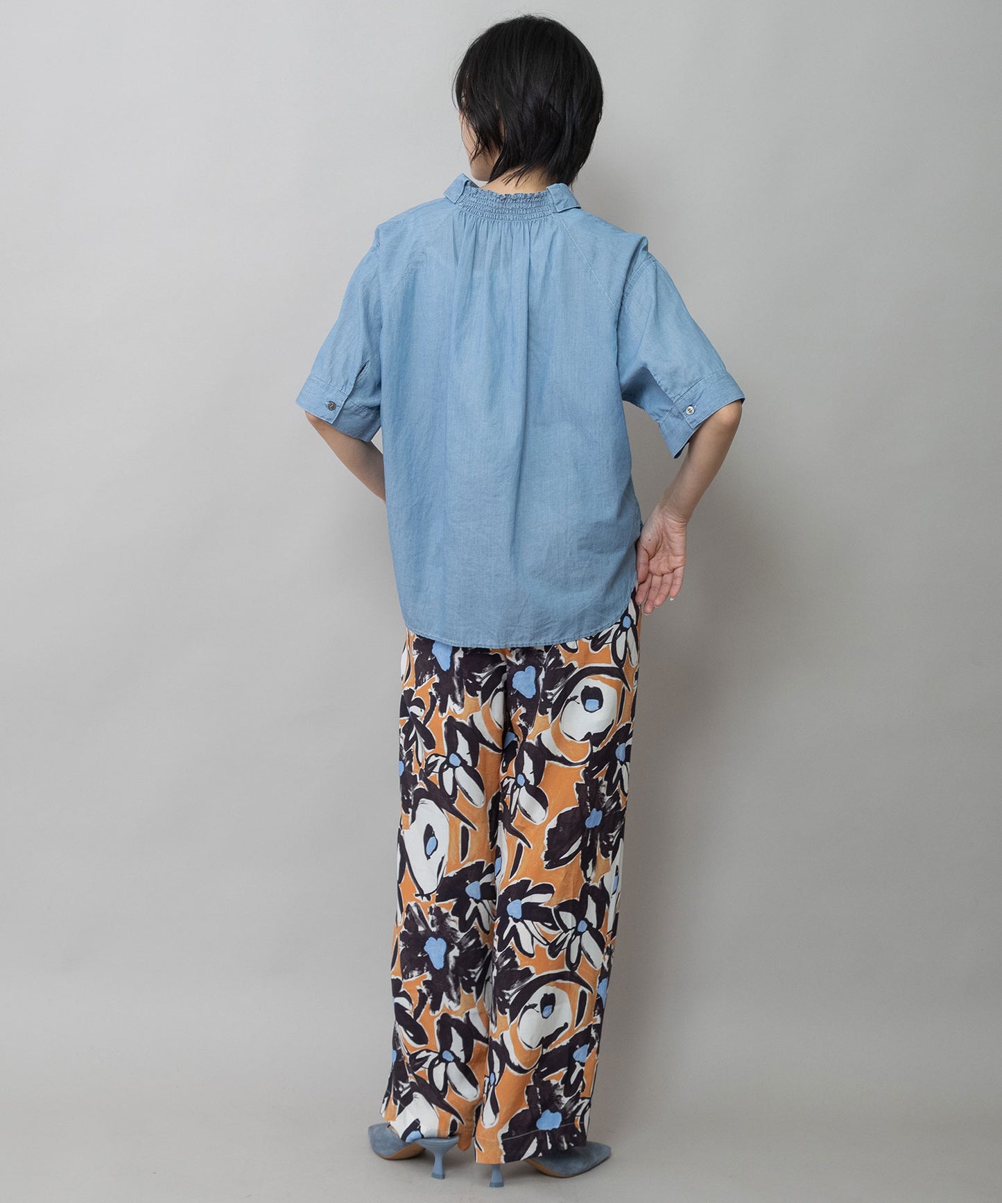 【速乾性】【通気性】2.25ozシアーデニムバックシャーリングカラーシャツ