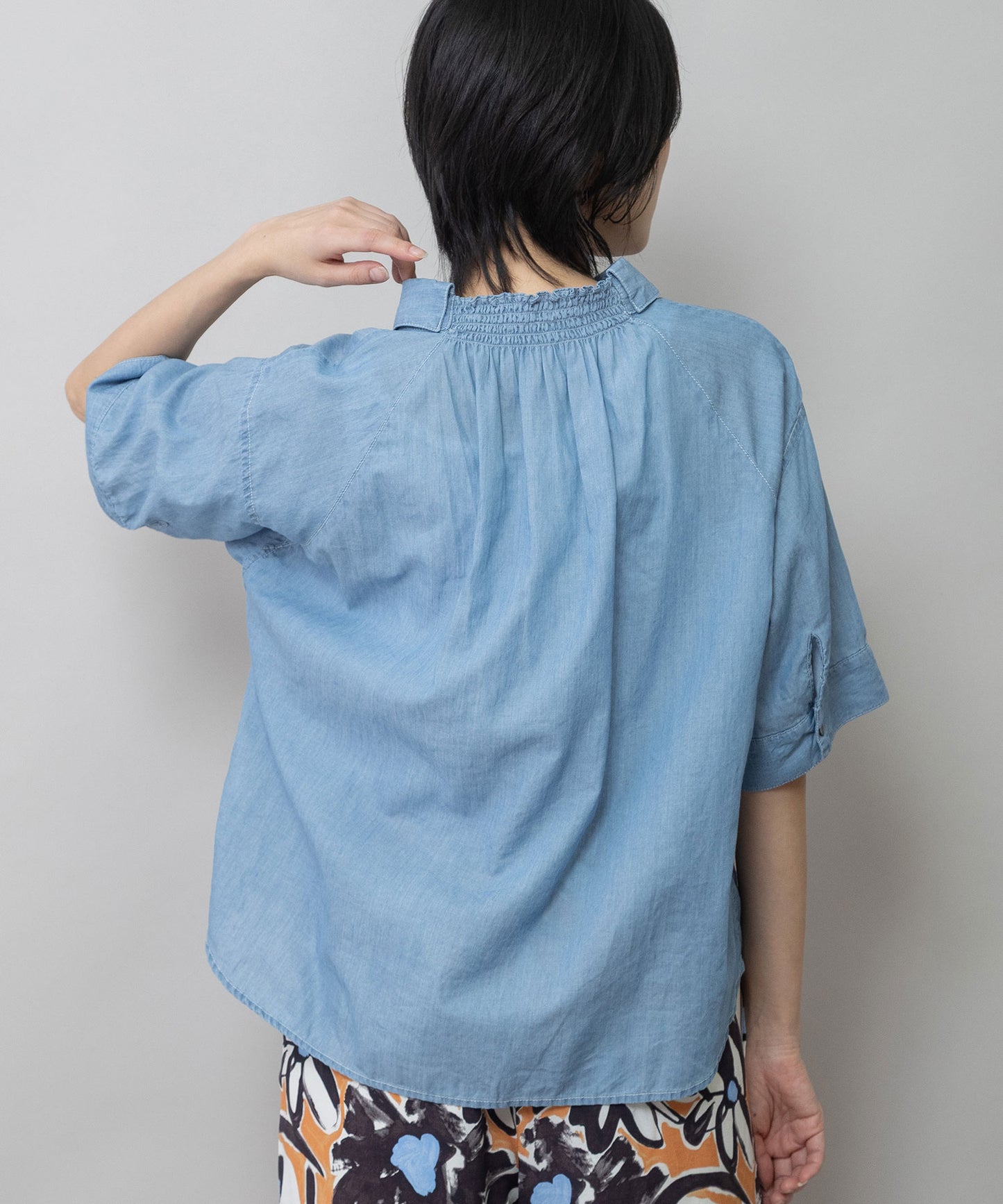 【速乾性】【通気性】2.25ozシアーデニムバックシャーリングカラーシャツ