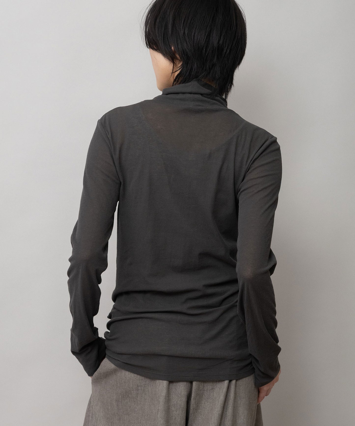 【定番】シアーストレッチリブタートルネックプルオーバー