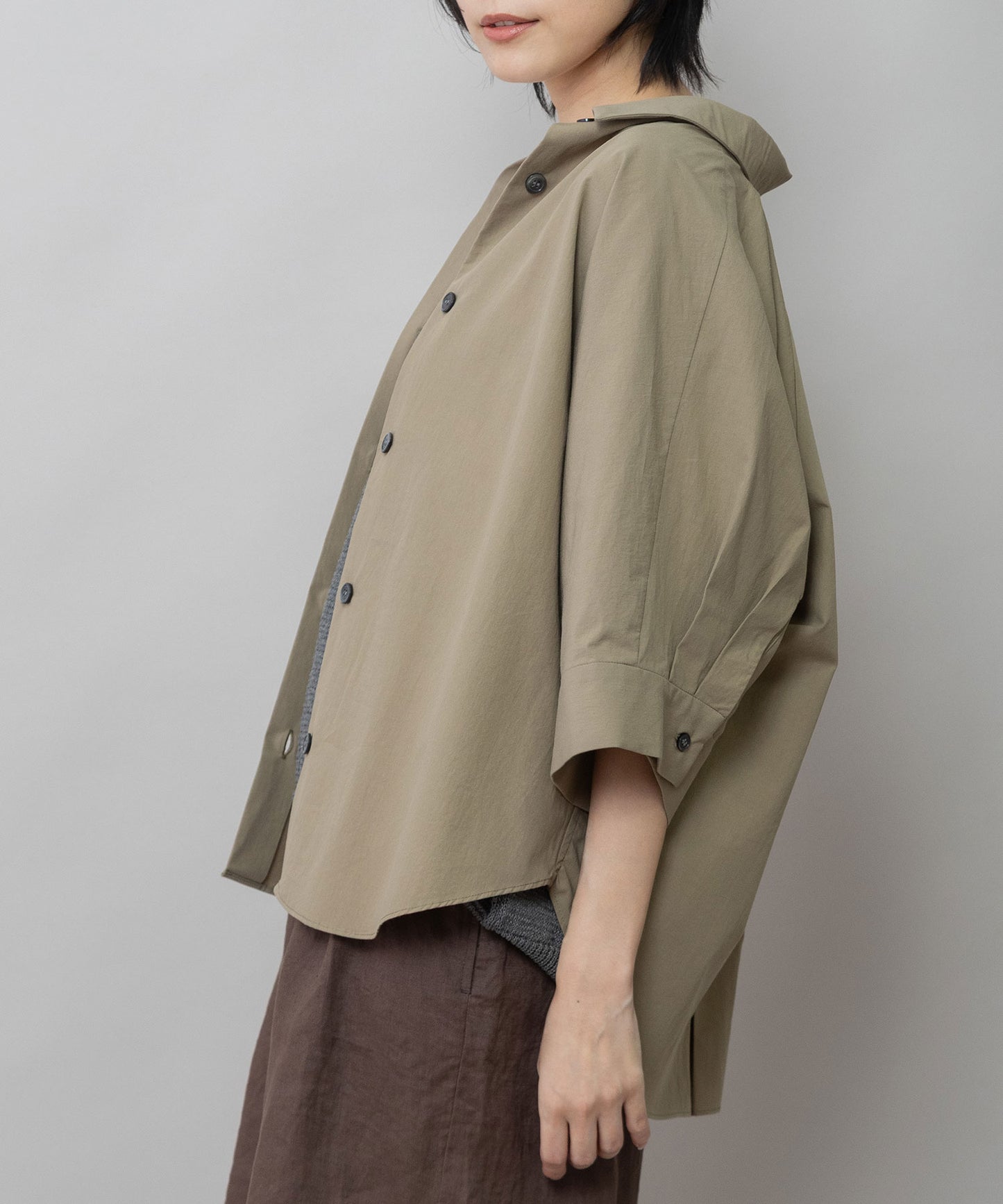 オーガニックコットンタイプライターハーフスリーブシャツ