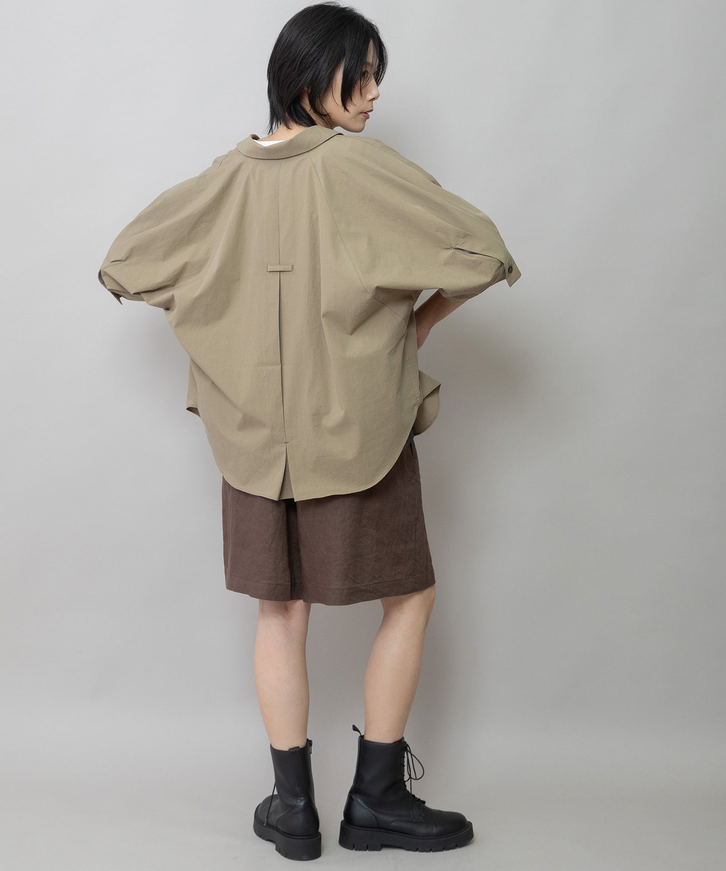 オーガニックコットンタイプライターハーフスリーブシャツ