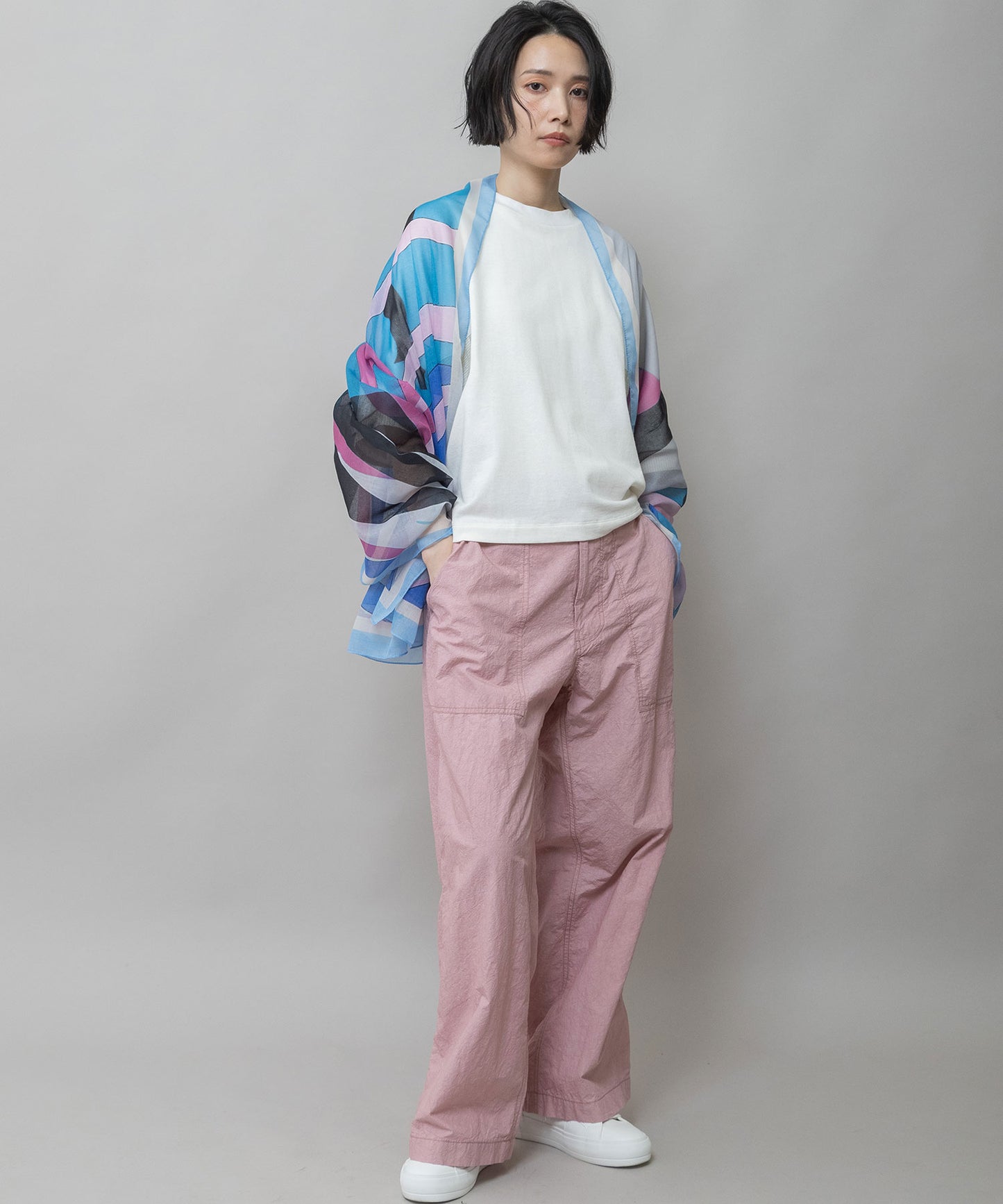 ボタニカル柄ストール