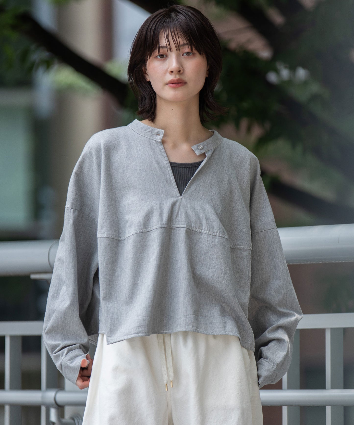 6ozスラブデニム２wayクロップドシャツ