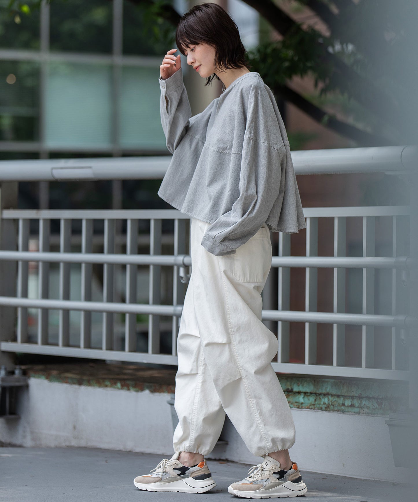 6ozスラブデニム２wayクロップドシャツ