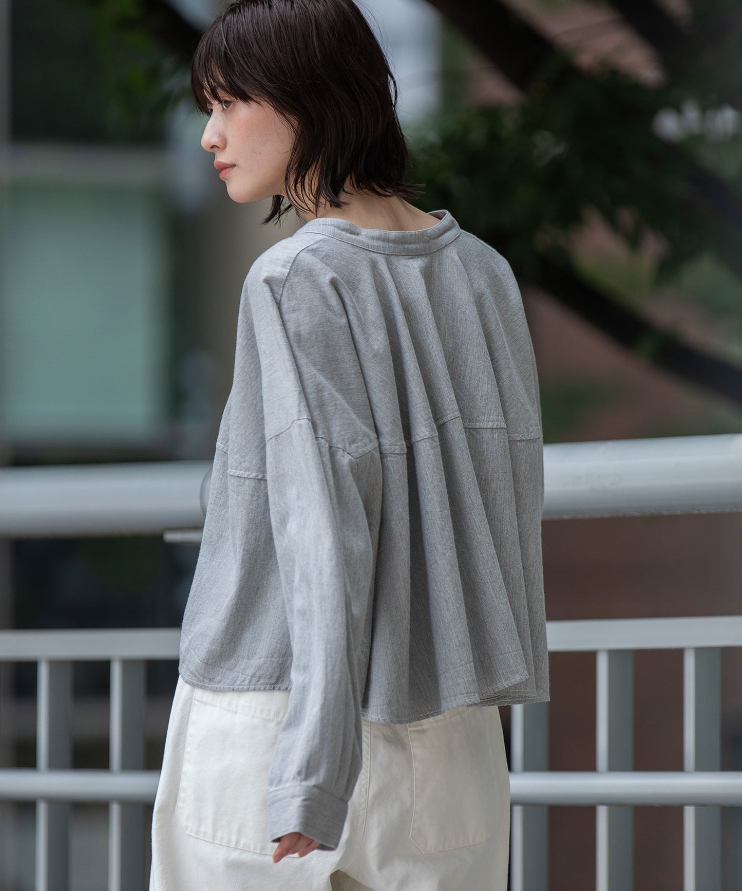 6ozスラブデニム２wayクロップドシャツ