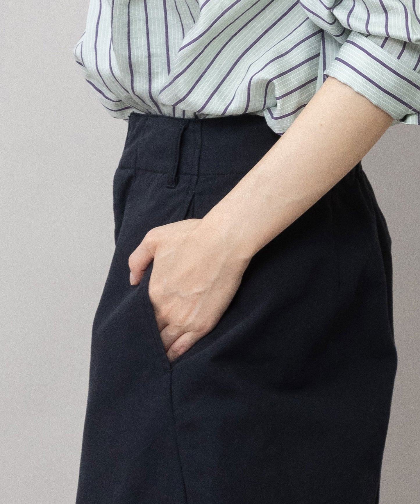 オーガニックコットン バレルチノパンツ