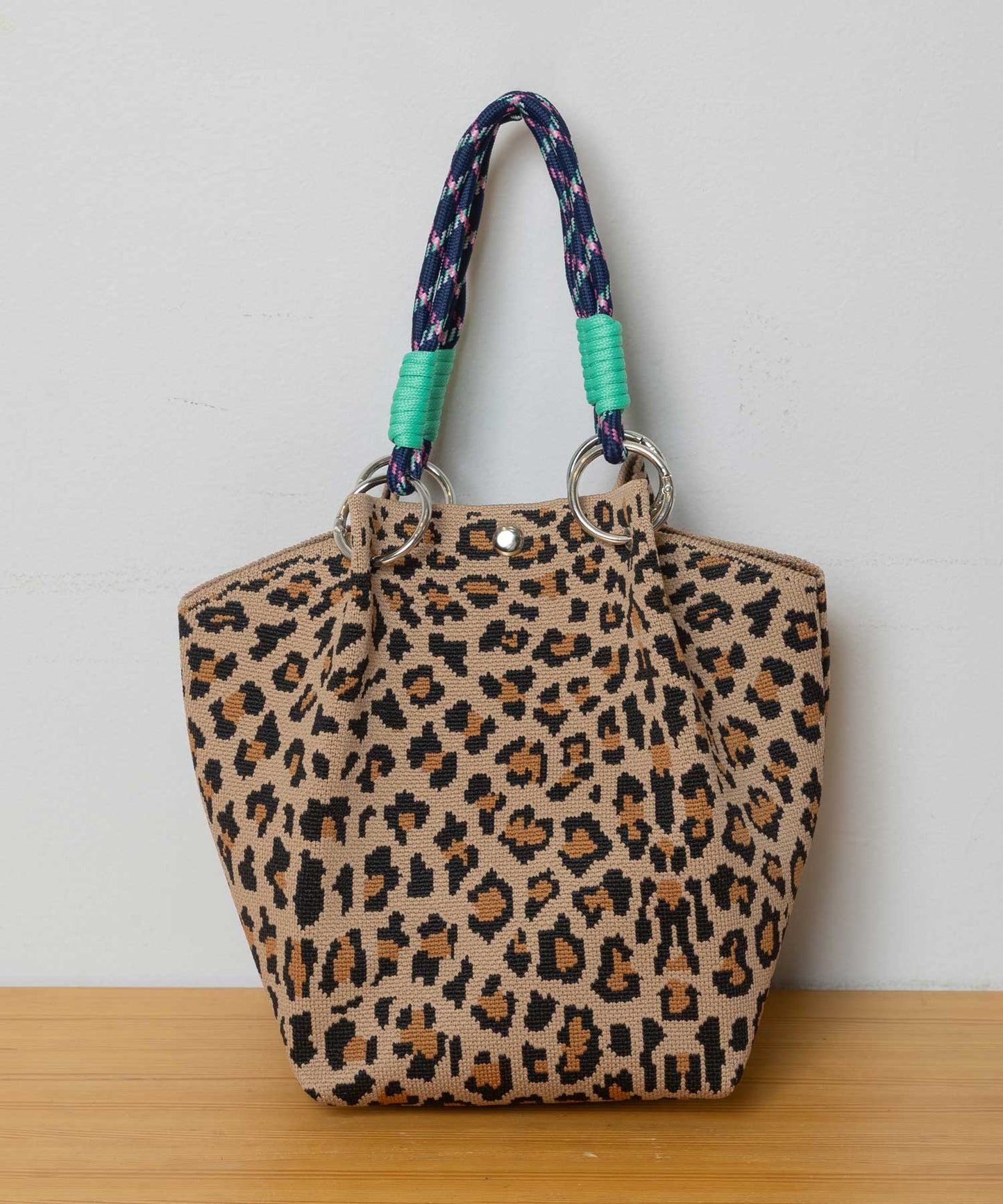 レオパードジャガードハンドバッグ