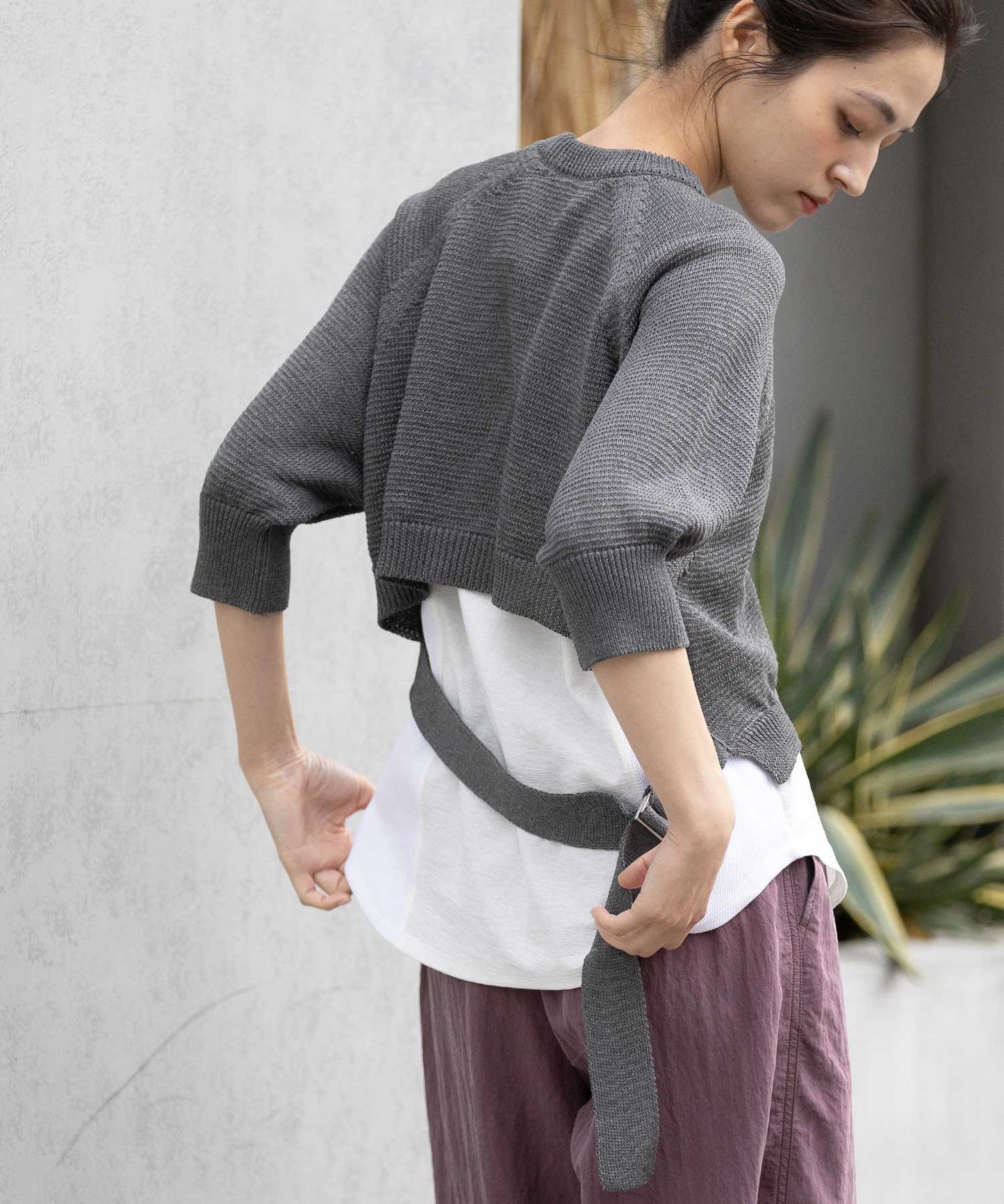 コットンニットバックベルトディテールプルオーバー