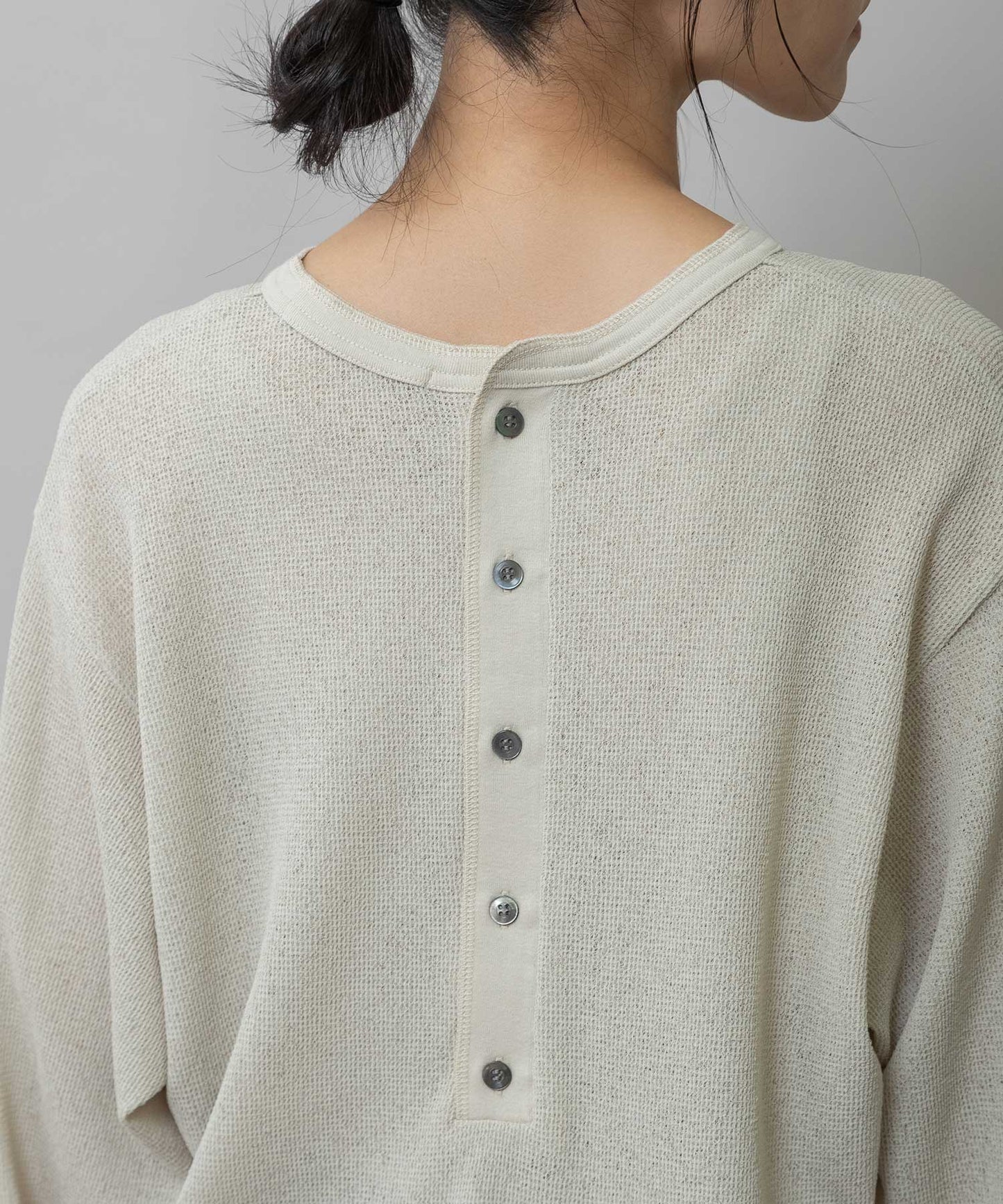 【速乾性】シアーワッフルバックヘンリーネックプルオーバー