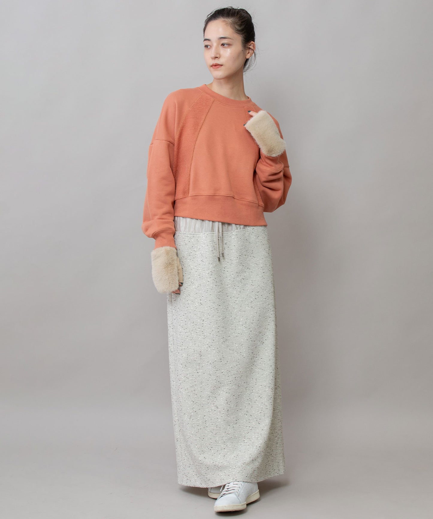 フェイクファーハンドウォーマー