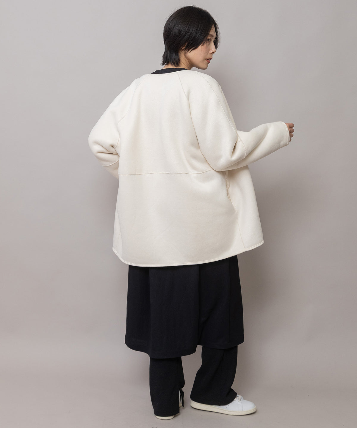 ウールシープボアムートンリバーシブルノーカラーコート