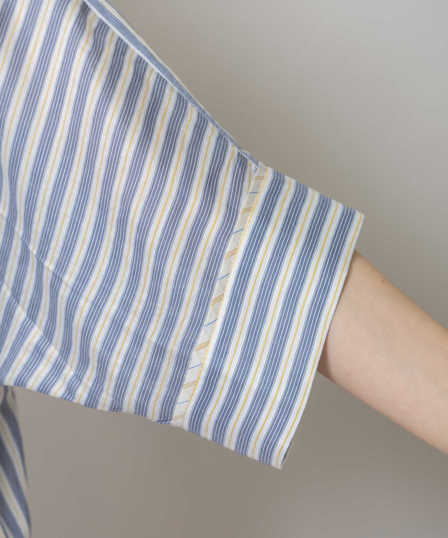 【Turkey】 ストライプハーフスリーブシャツ