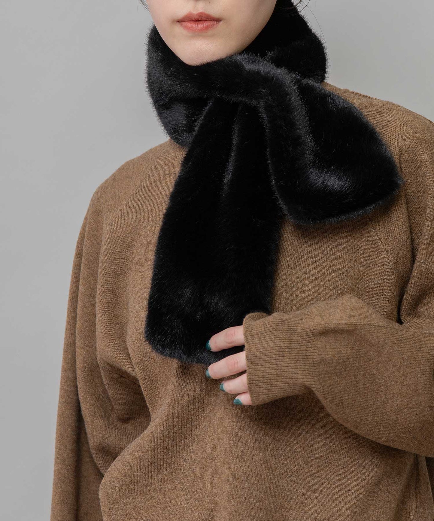 フェイクファーショートマフラー