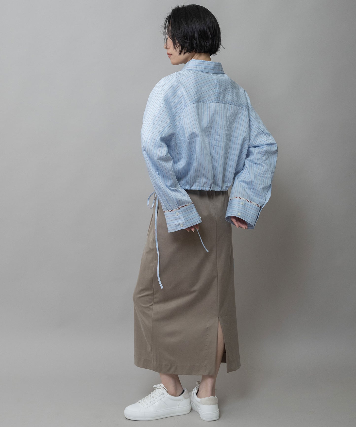 【Turkey】ストライプクロップドシャツ