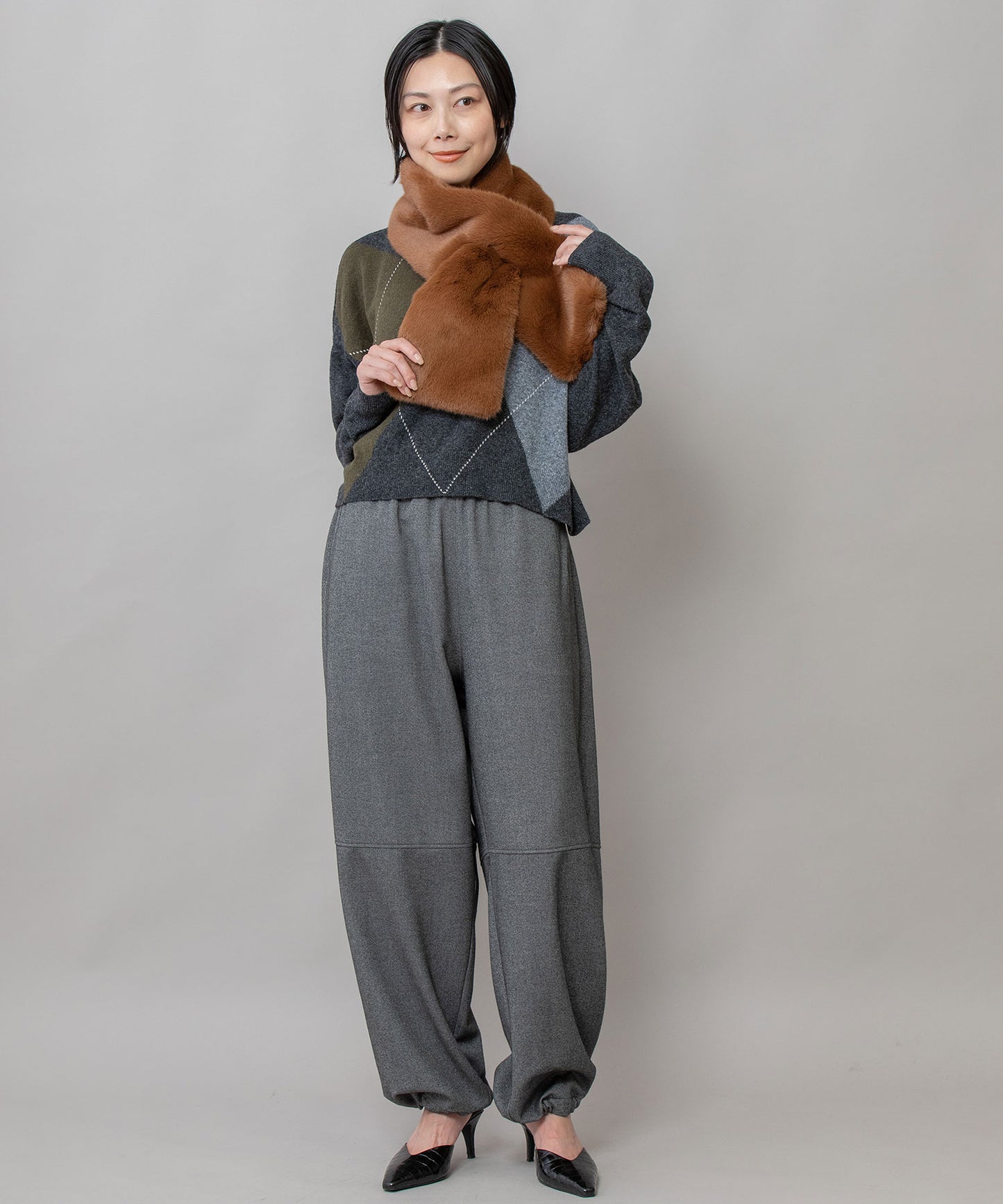 フェイクファーマフラー