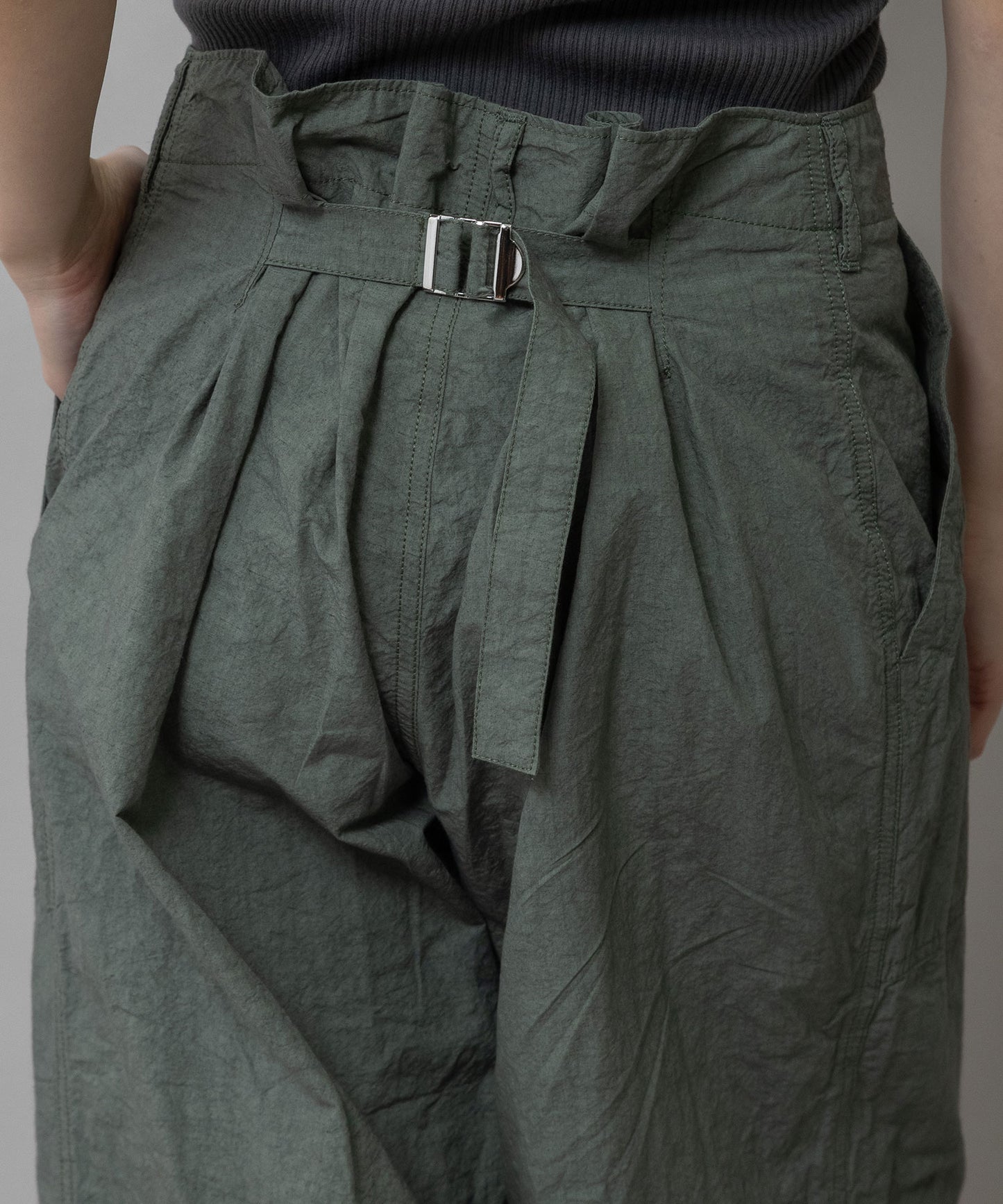 コットンリネンタイプライターベイカーパンツ