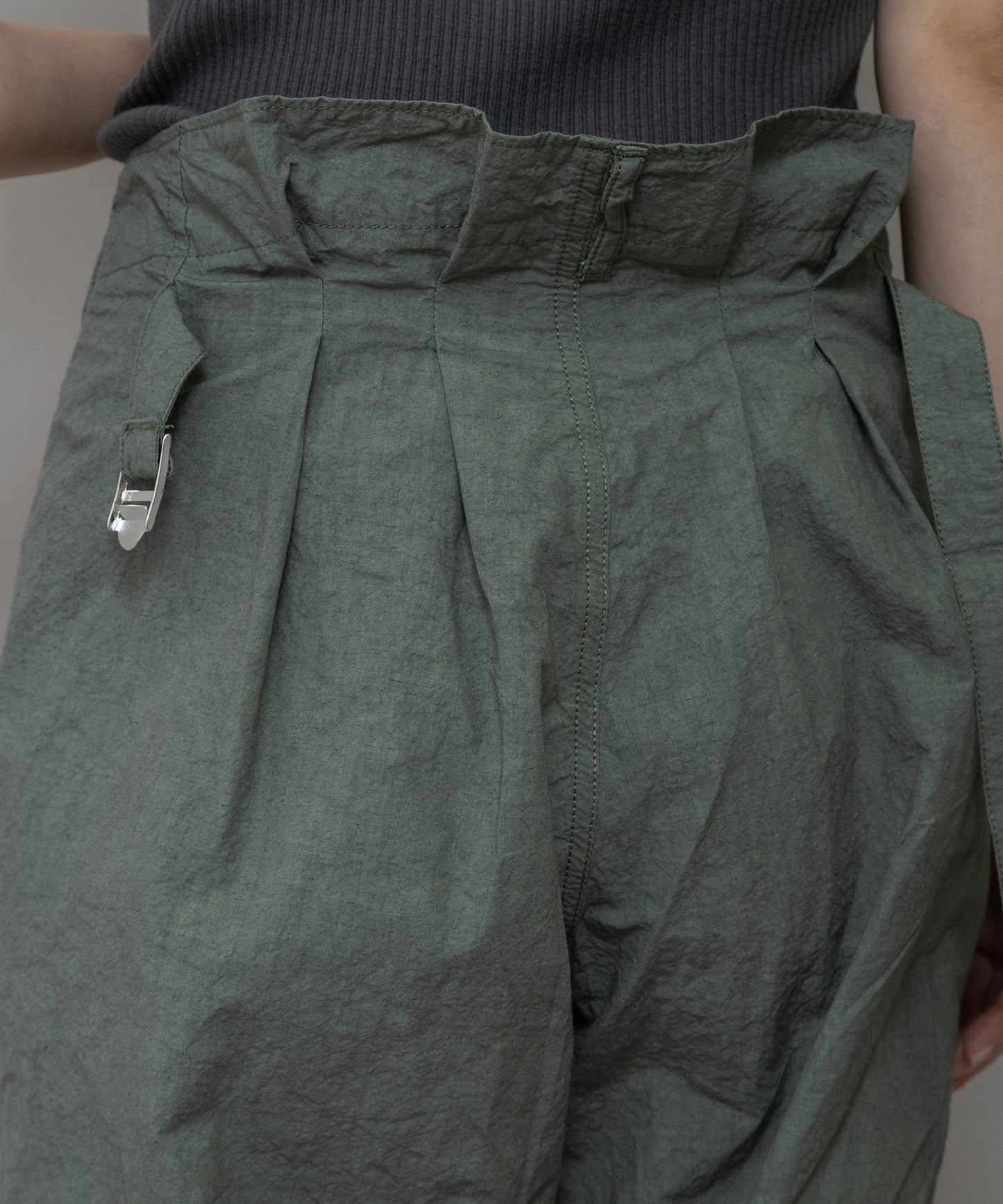 コットンリネンタイプライターベイカーパンツ