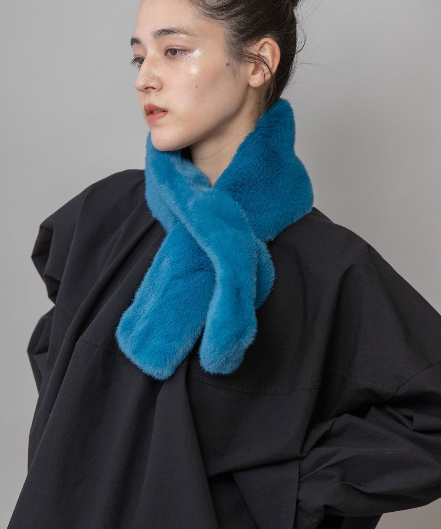 フェイクファーショートマフラー