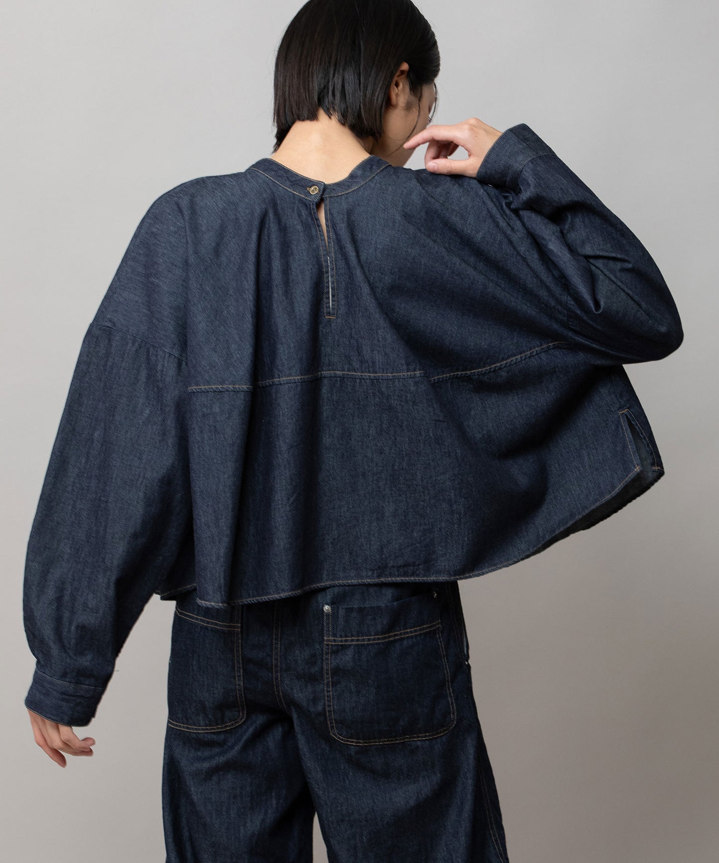 6ozスラブデニム２wayクロップドシャツ