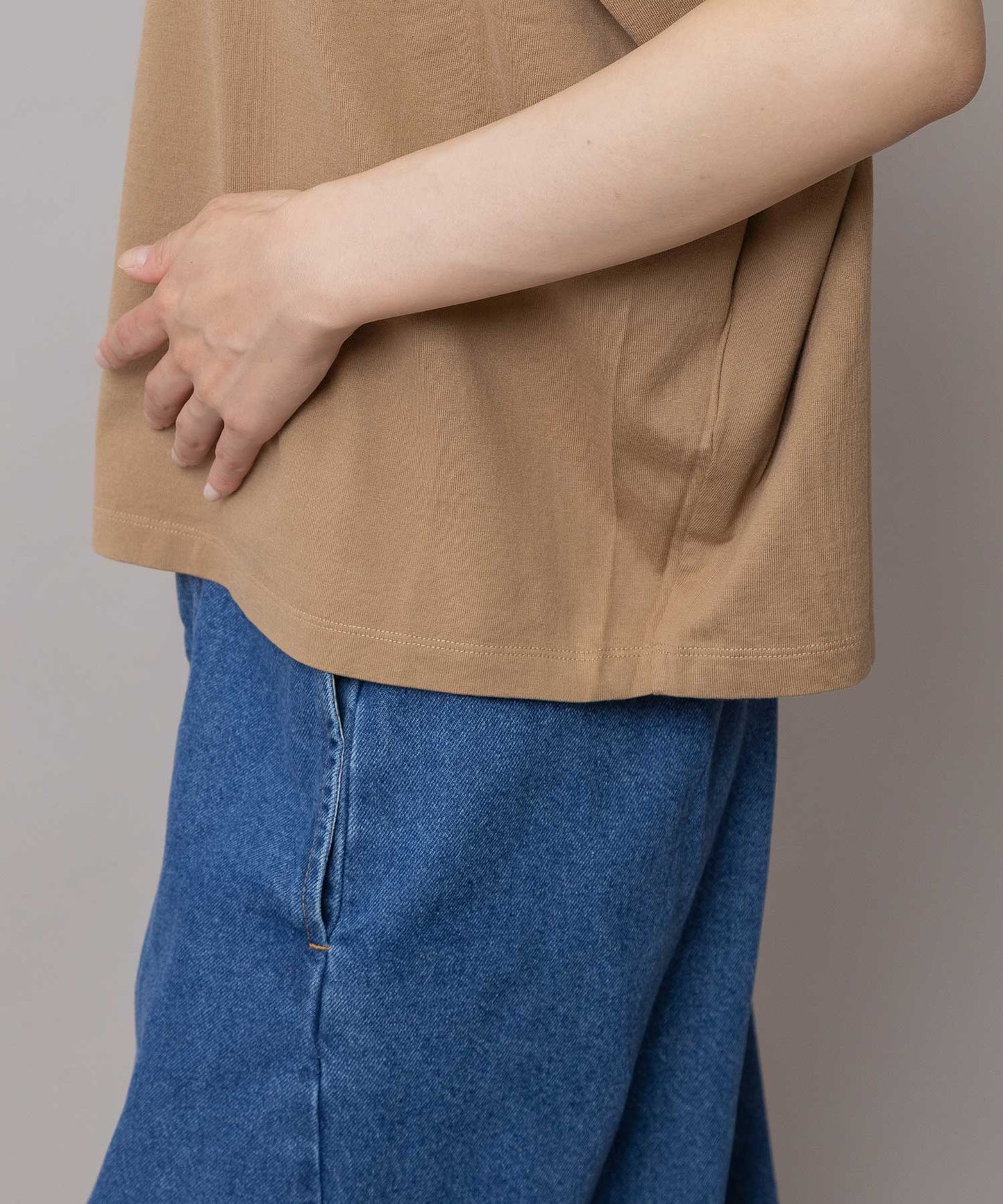 【 NEW COLOR 】"The Plum"ロゴプリントタックスリーブTシャツ
