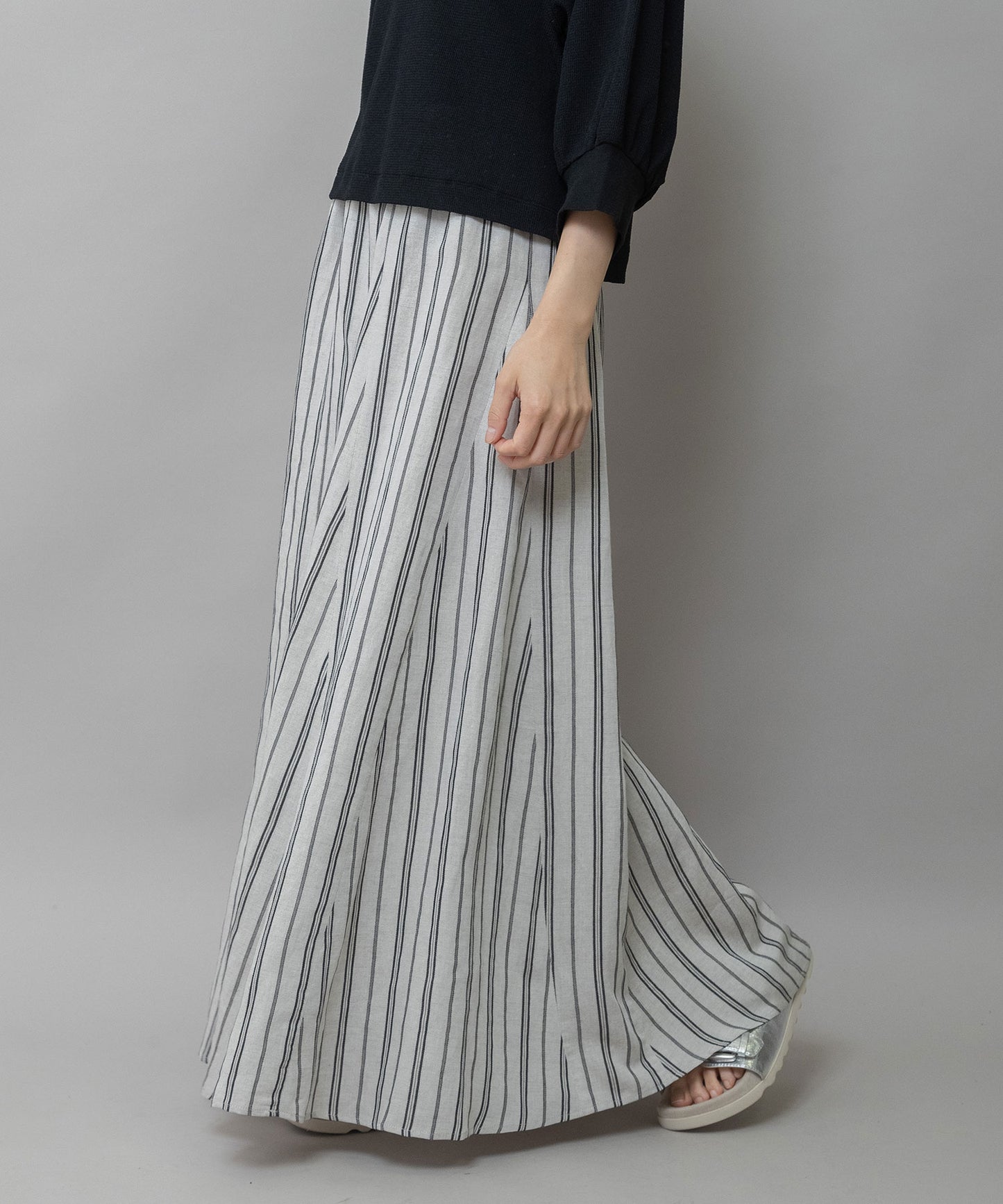 リネンビスコースマルチストライプフレアスカート