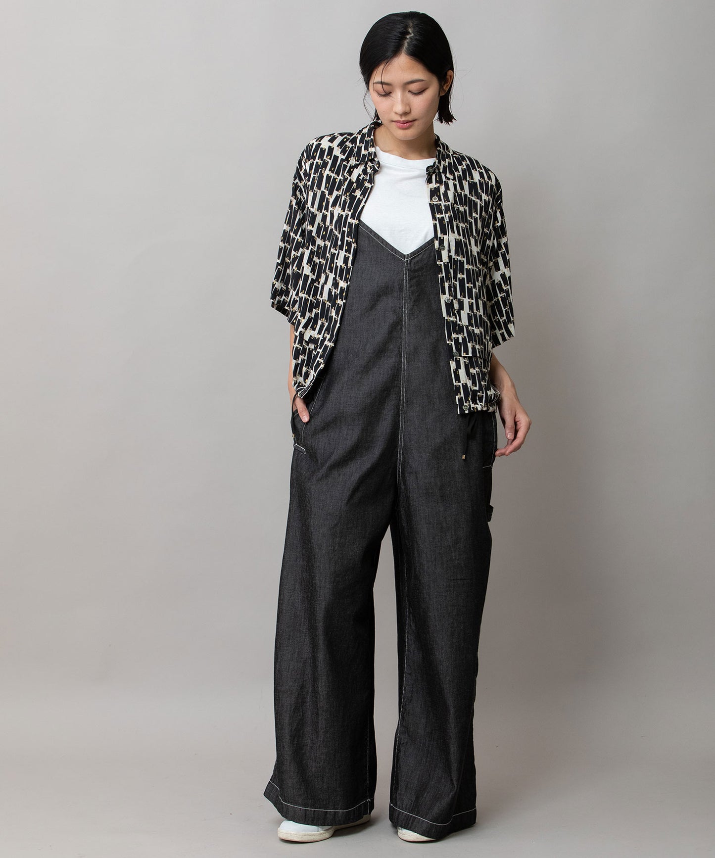 【France】 ジャガードプリントタックシャツ