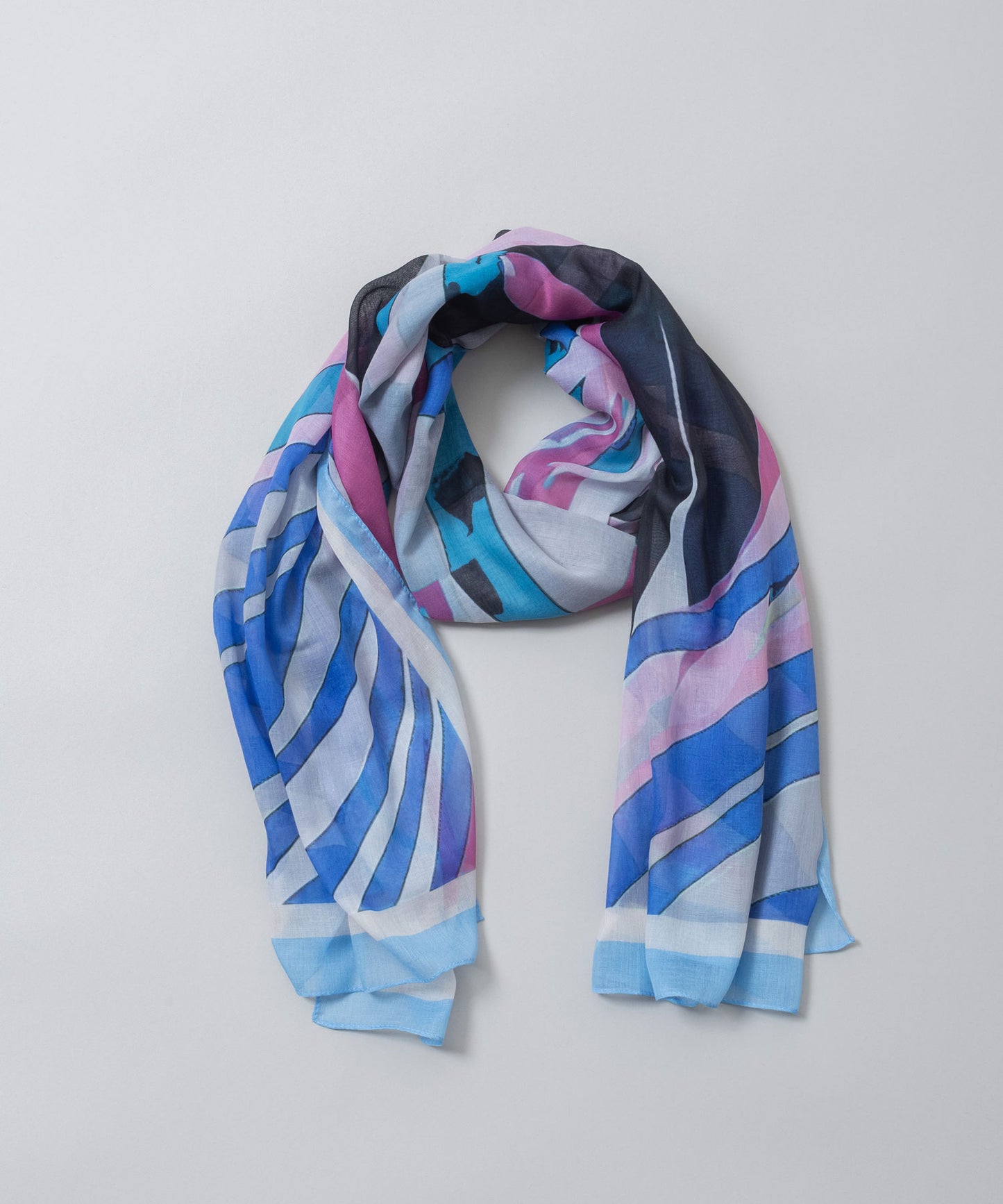 ボタニカル柄ストール