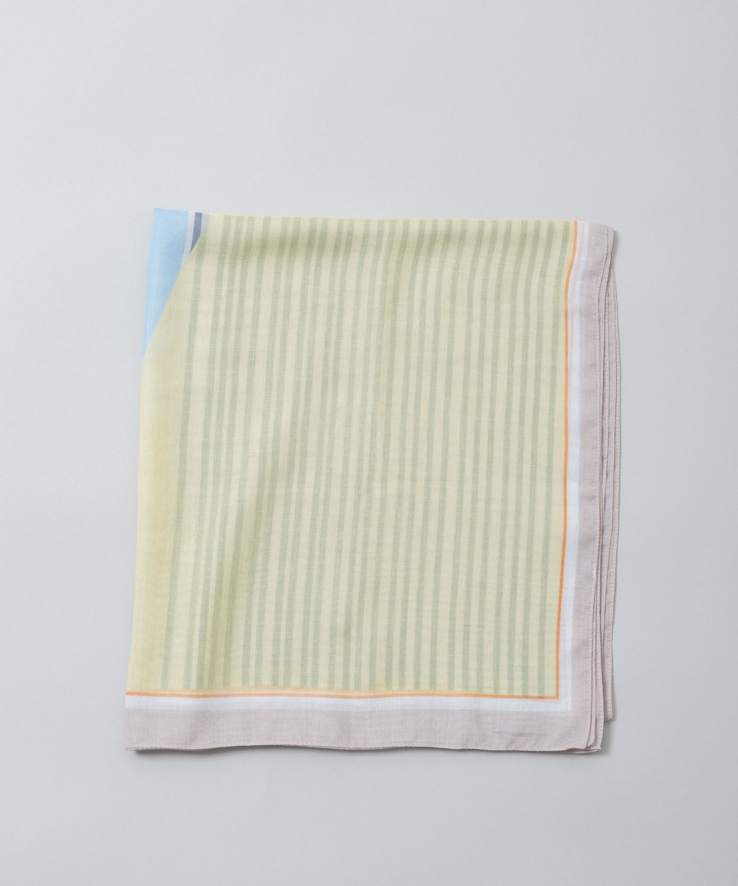 ジオメトリック柄ストール