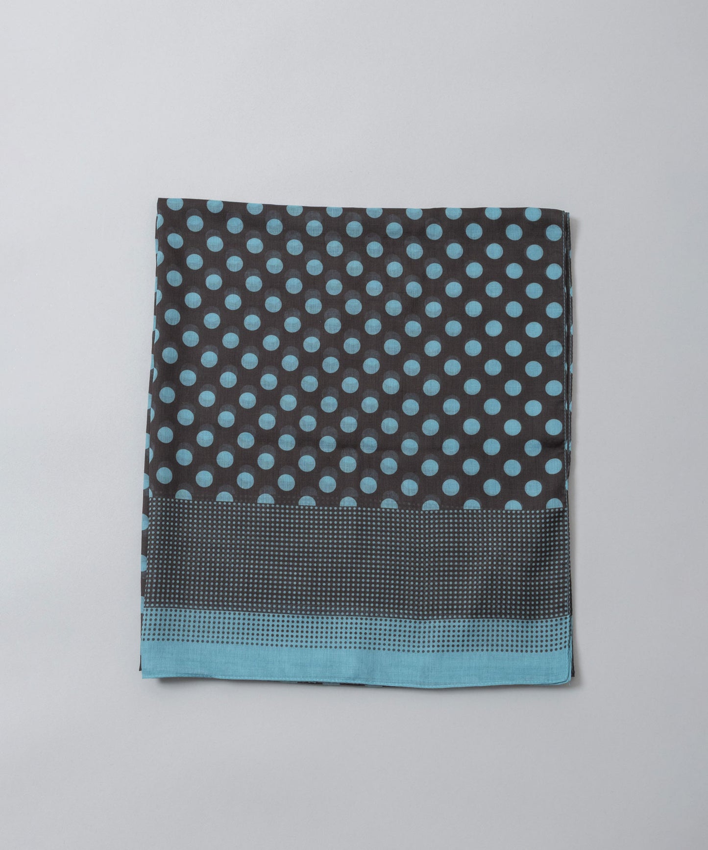 ドット柄ストール