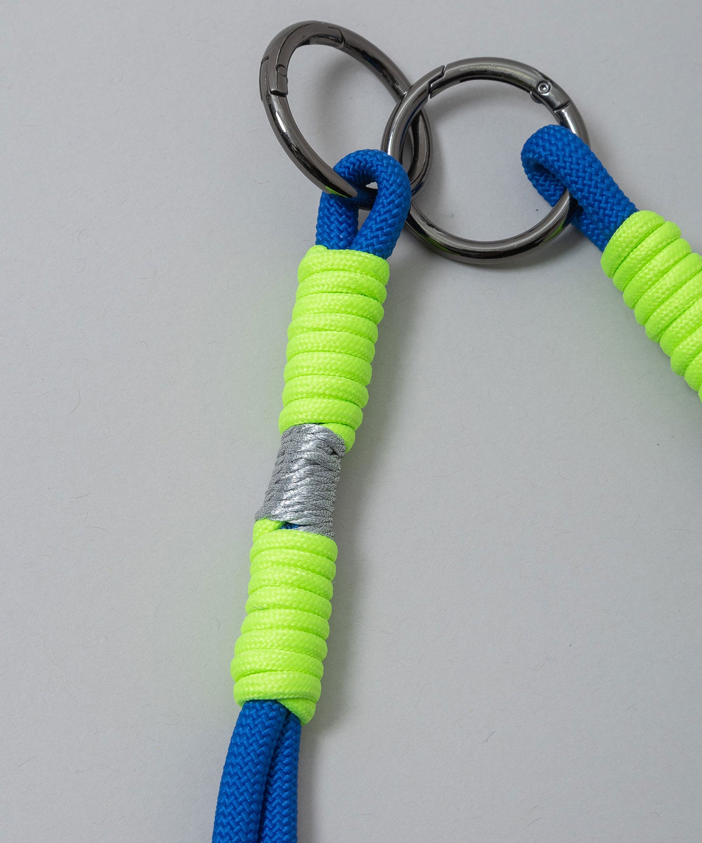 カラフルパラコードチャーム