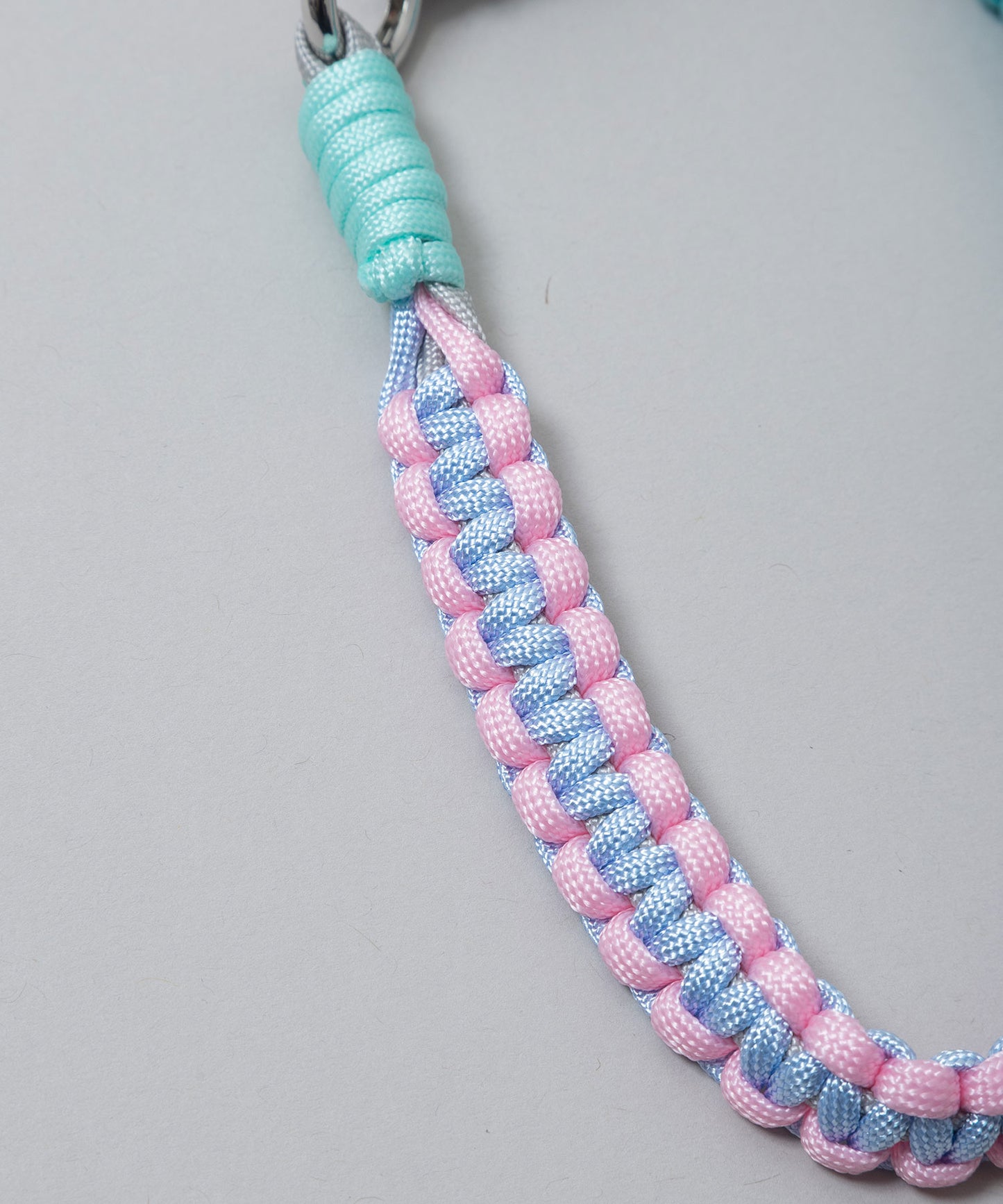 カラフルパラコードチャーム