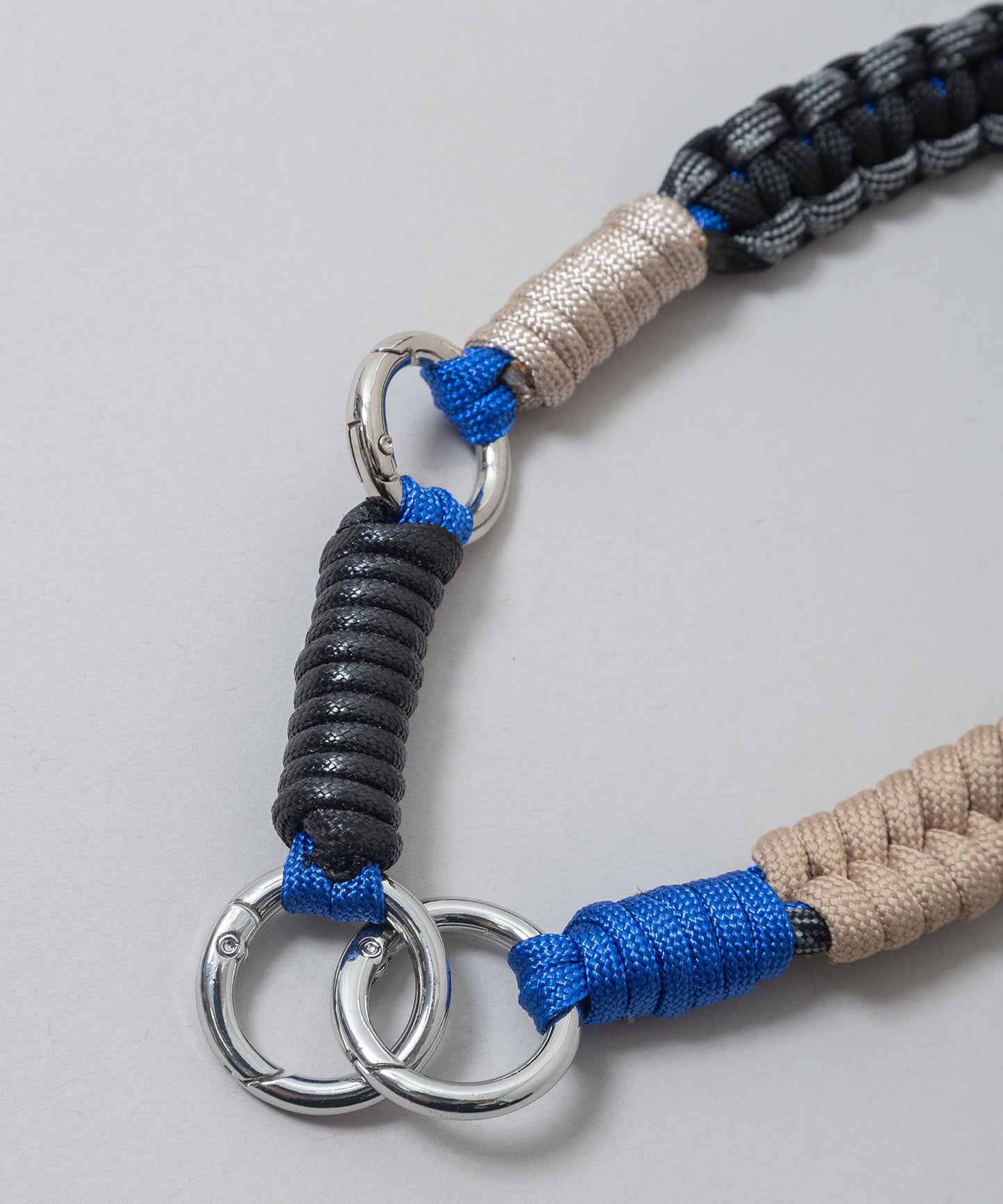 カラフルパラコードチャーム